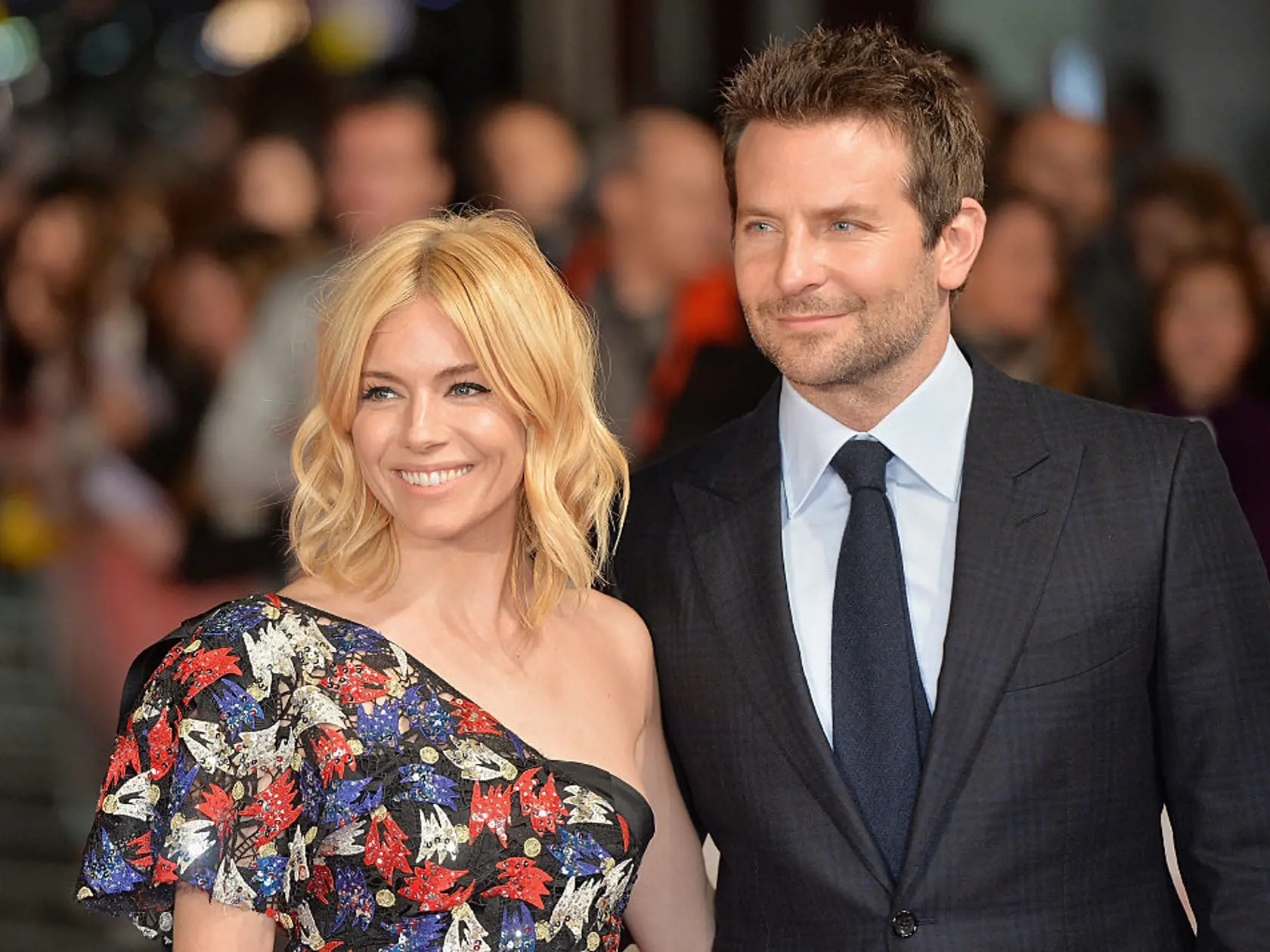 LONDON, ENGLAND - OCTOBER 28:  Actors Sienna Miller and Bradley Cooper attend the "Burnt" European premiere at the Vue West End on October 28, 2015 in London, England.  (Photo by Anthony Harvey/Getty Images)