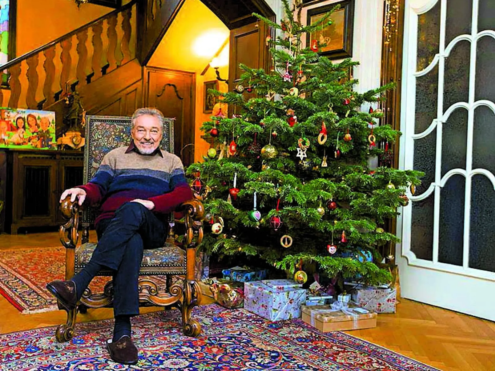 V interiéri to vyzerá ako u zberateľa starožitností.