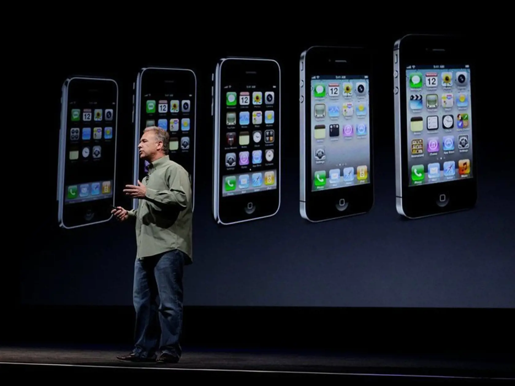 Apple predstavil nový iPhone 5.