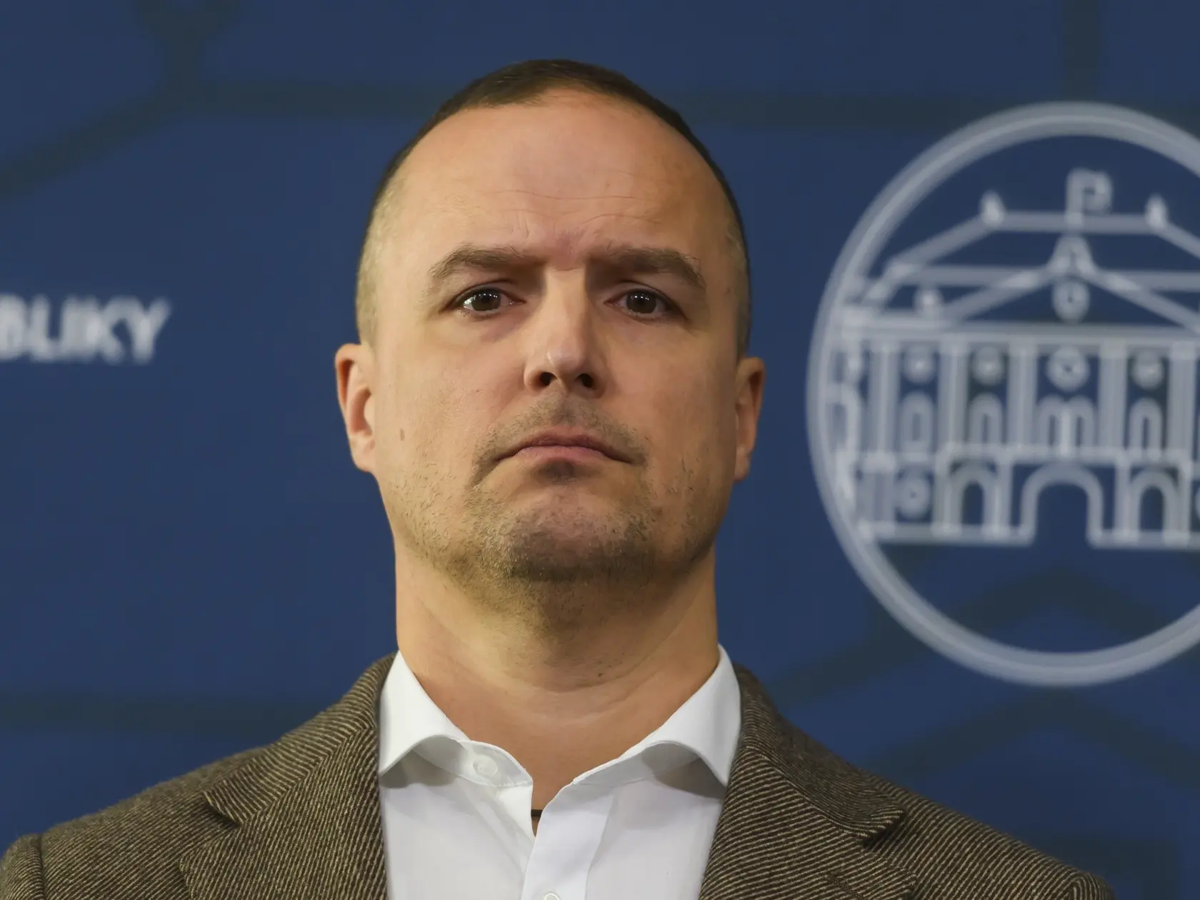 David Lindtner, ktorý dnes pôsobí ako poradca premiéra aj ministra spravodlivosti, považoval sudkyňu Záleskú za zaujatú. Tvrdil, že nie je objektívna, pretože sa verejne vyjadrovala na adresu sudcov, ktorí boli zadržaní v kauzách Búrka a Víchrica, medzi ktorých patril aj on.