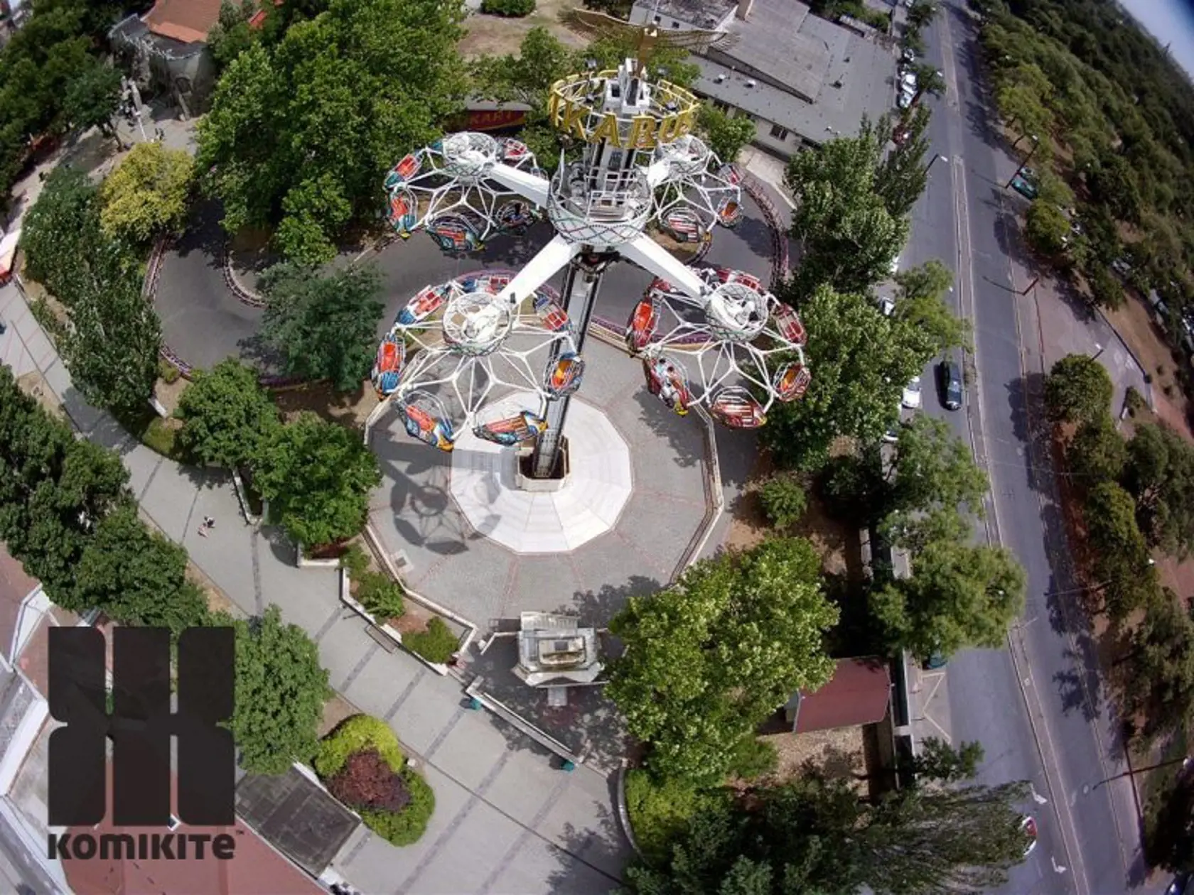 Vidám park.