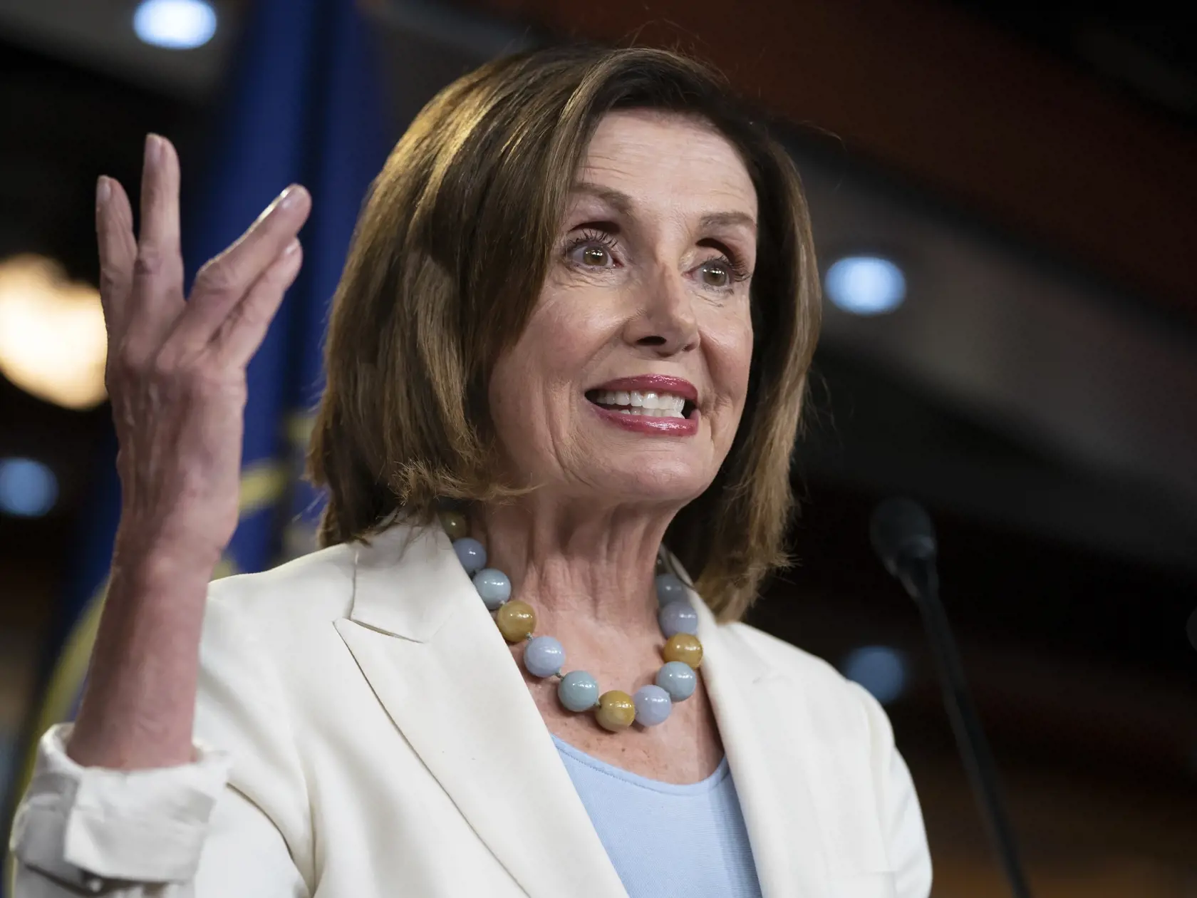 Na snímke demokratická predsedníčka Snemovne reprezentantov amerického Kongresu Nancy Pelosiová počas tlačovej konferencie vo Washingtone 17. júla 2019.