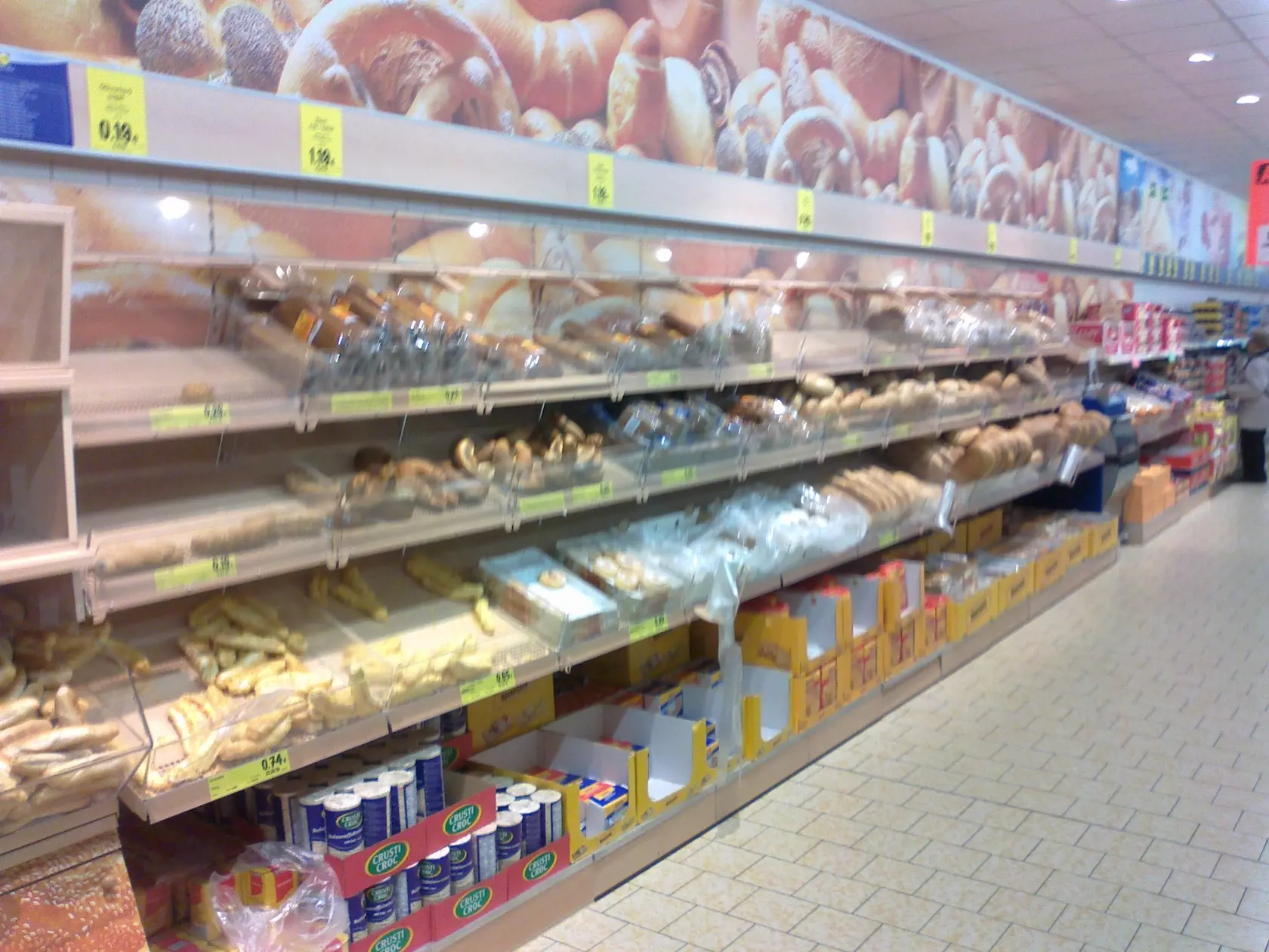 Takto vyzerali predajne Lidl pred 20 rokmi.