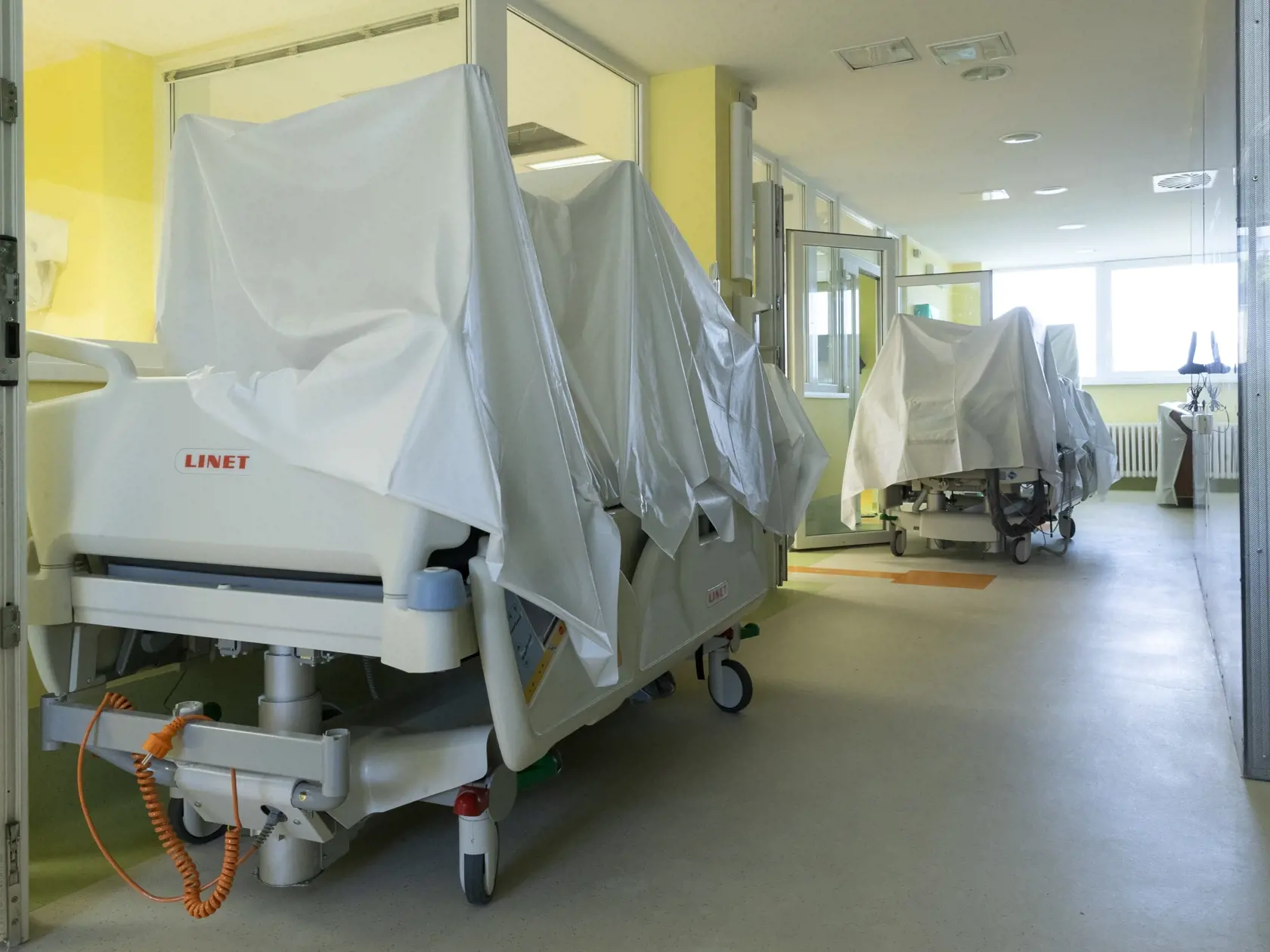 Aktuálna situácia s ochorením Covid - 19 na Slovensku. Klinika Infektológie a geografickej medicíny na bratislavských Kramároch zaznamenala výrazný pokles pacientov s ochorením Covid - 19.