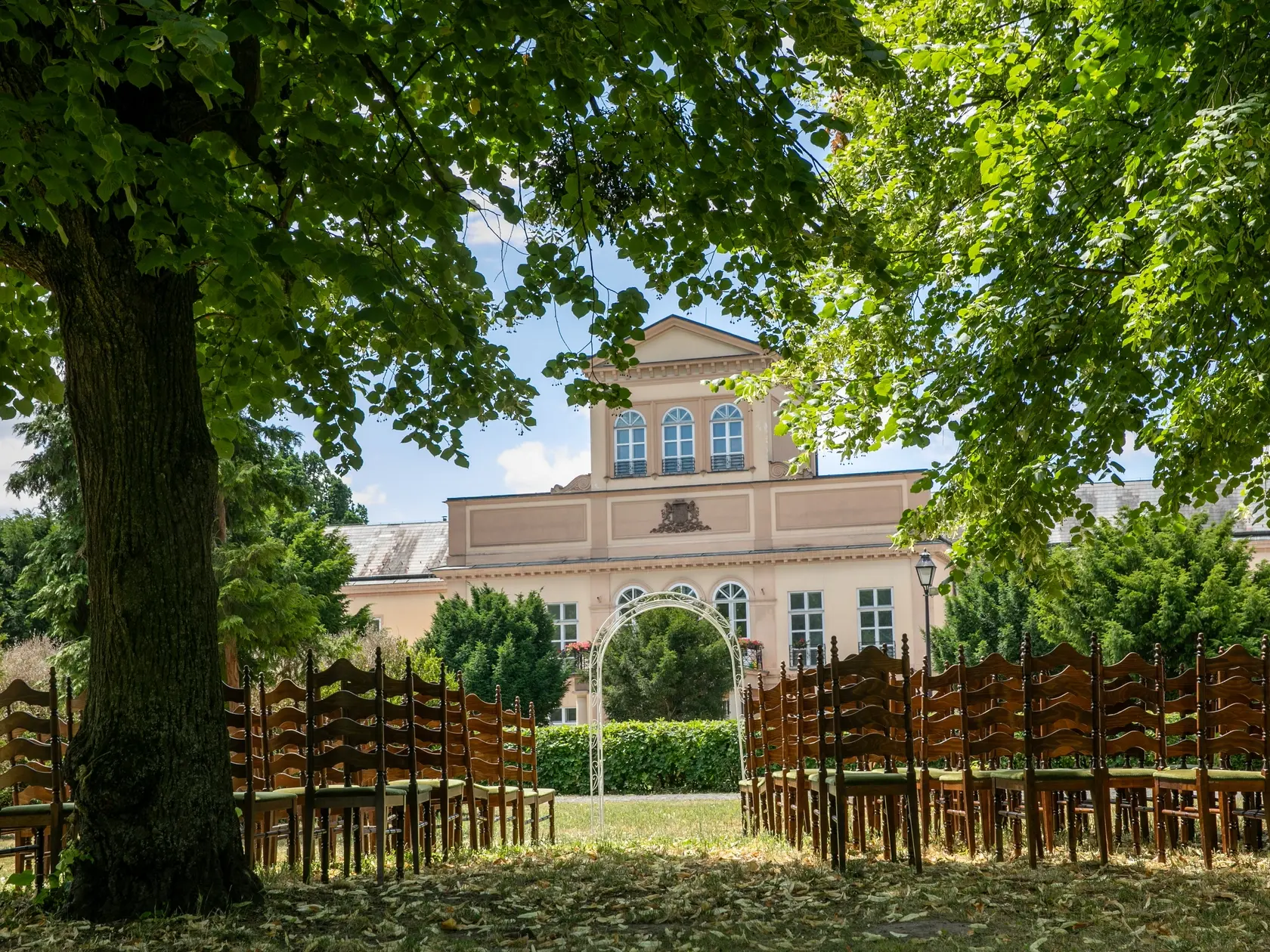 Poľovnícky kaštieľ v Palárikove, kde sa žení moderátor Andrej Bičan.
