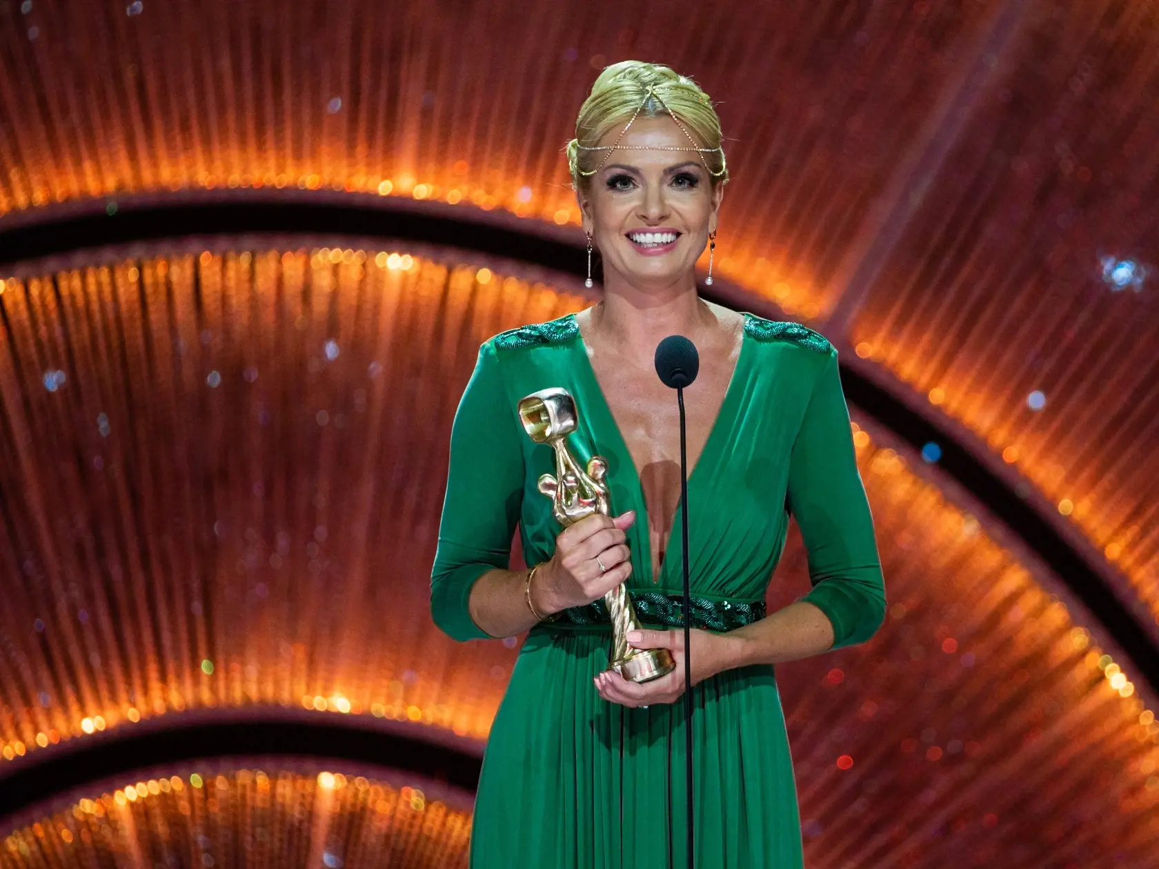 Slávnostný galavečer ankety Osobnosť televíznej obrazovky "OTO" za rok 2019 v novej budove Slovenského národného divadla v Bratislave. Na snímke Marianna Ďurianová.