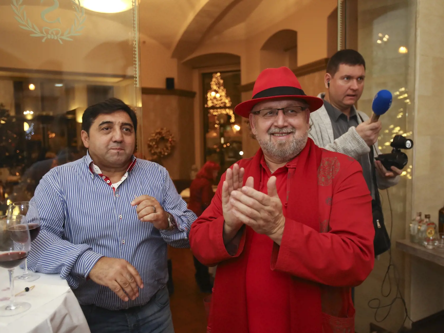 Krst CD Petra Stašáka.
Vľavo: Igor Kmeťo st. a Jozef Oklamčák