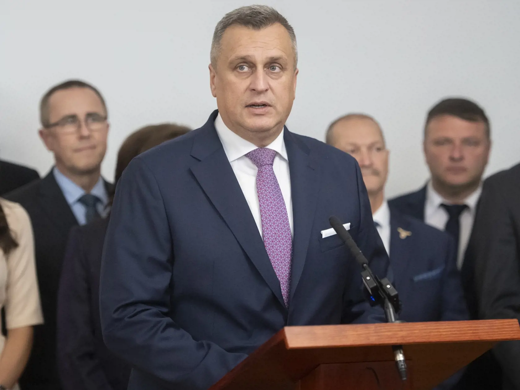 Koaličná zmluva sa podpisovala 16.10.2023. Bude sa teraz otvárať?