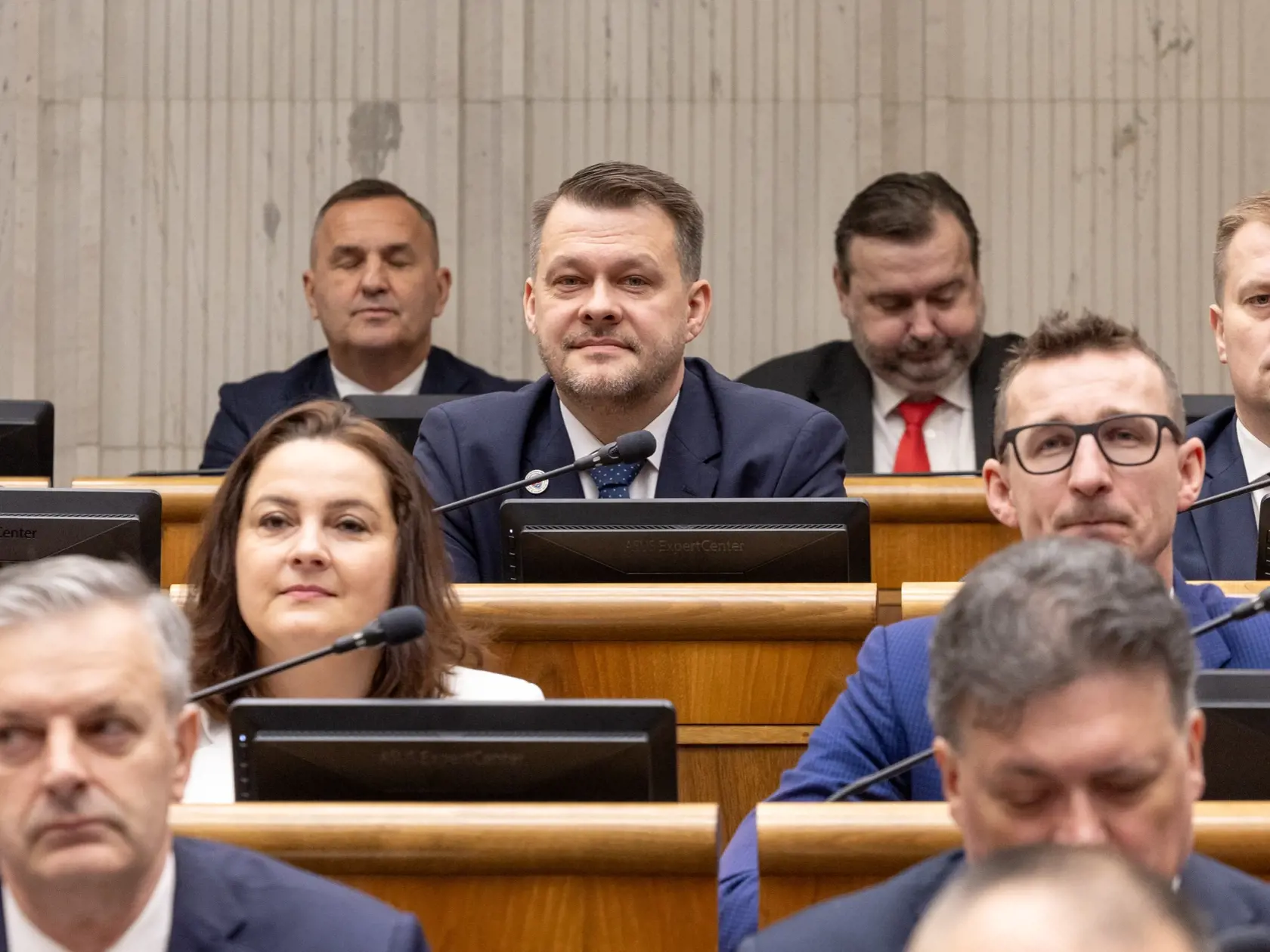 28. schôdza Národnej rady Slovenskej republiky, na ktorej sa diskutovalo aj o odvolaní premiéra Roberta Fica.