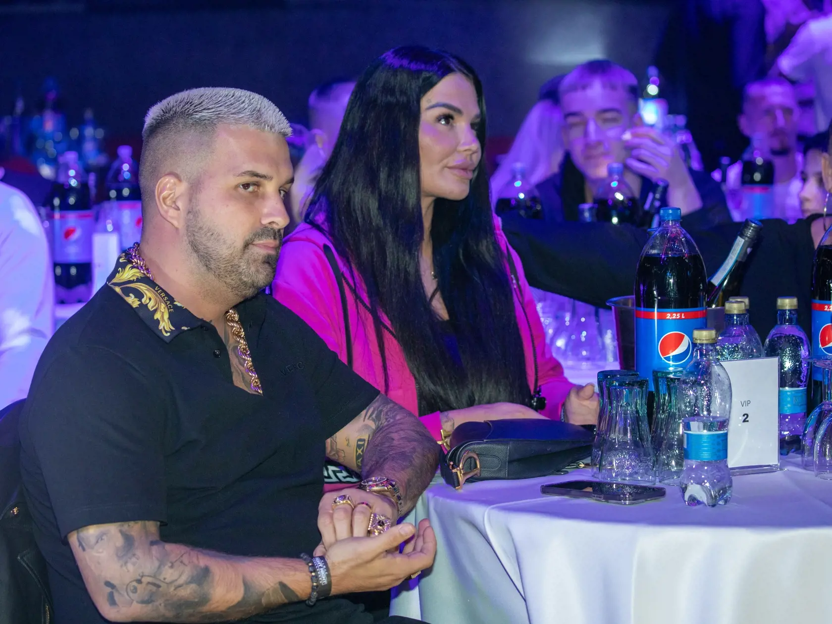 Na snímke je Fight Night Challenge. Ide o tretí turnaj organizácie FNC, ktorý sa konal v Brne. Zápasili skúsení bojovníci, no aj celebrity z hudobného priemyslu. Na fotke je Zuzana Plačková.