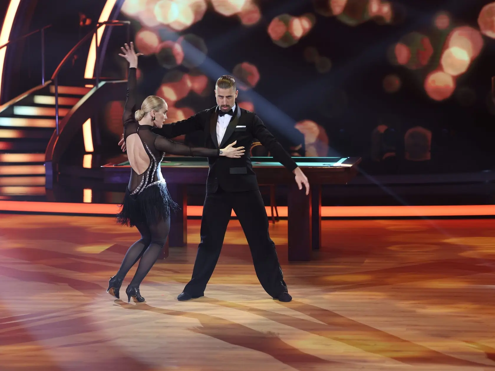 8. kolo Let's Dance. Na snímke Peter Sagan a Eliška Lenčešová.