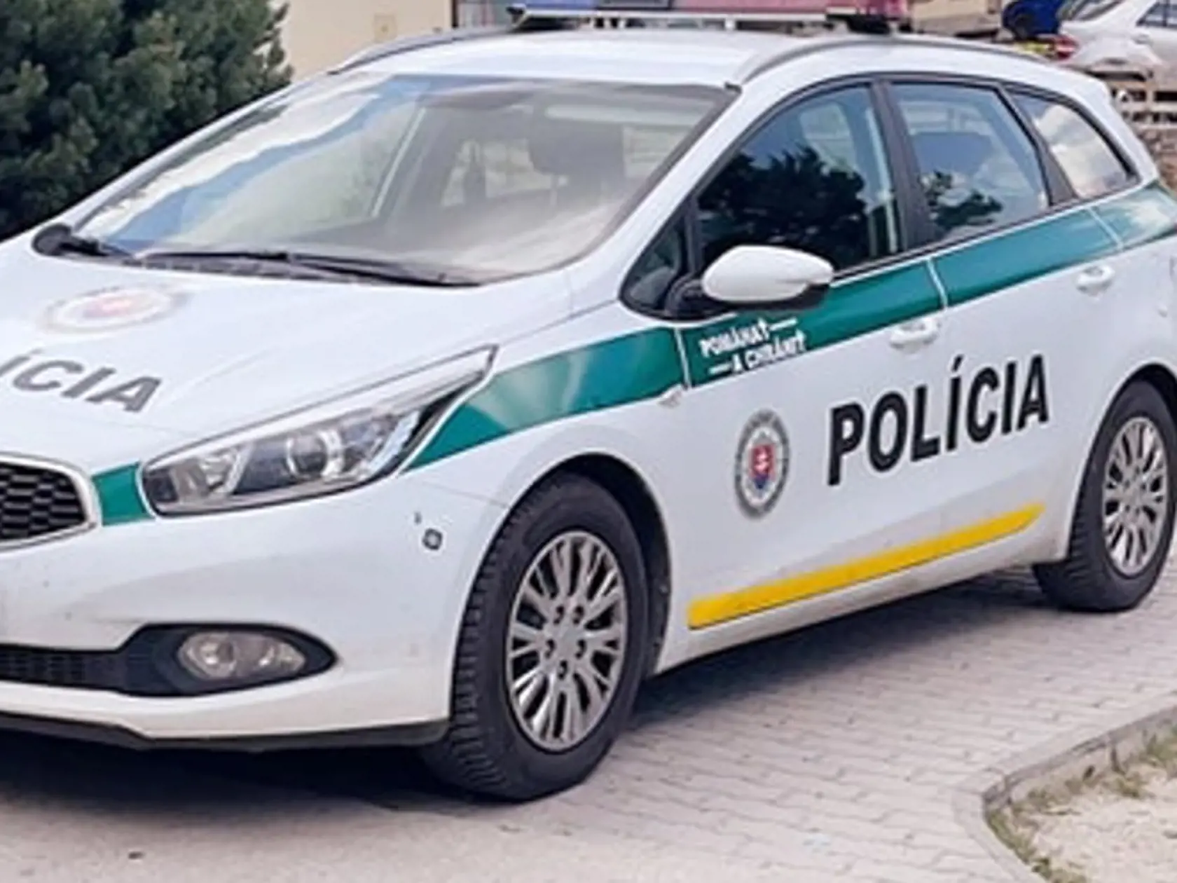 Vo Vrbovom evakuovali školu, žiak sa vyhrážal jej odpálením