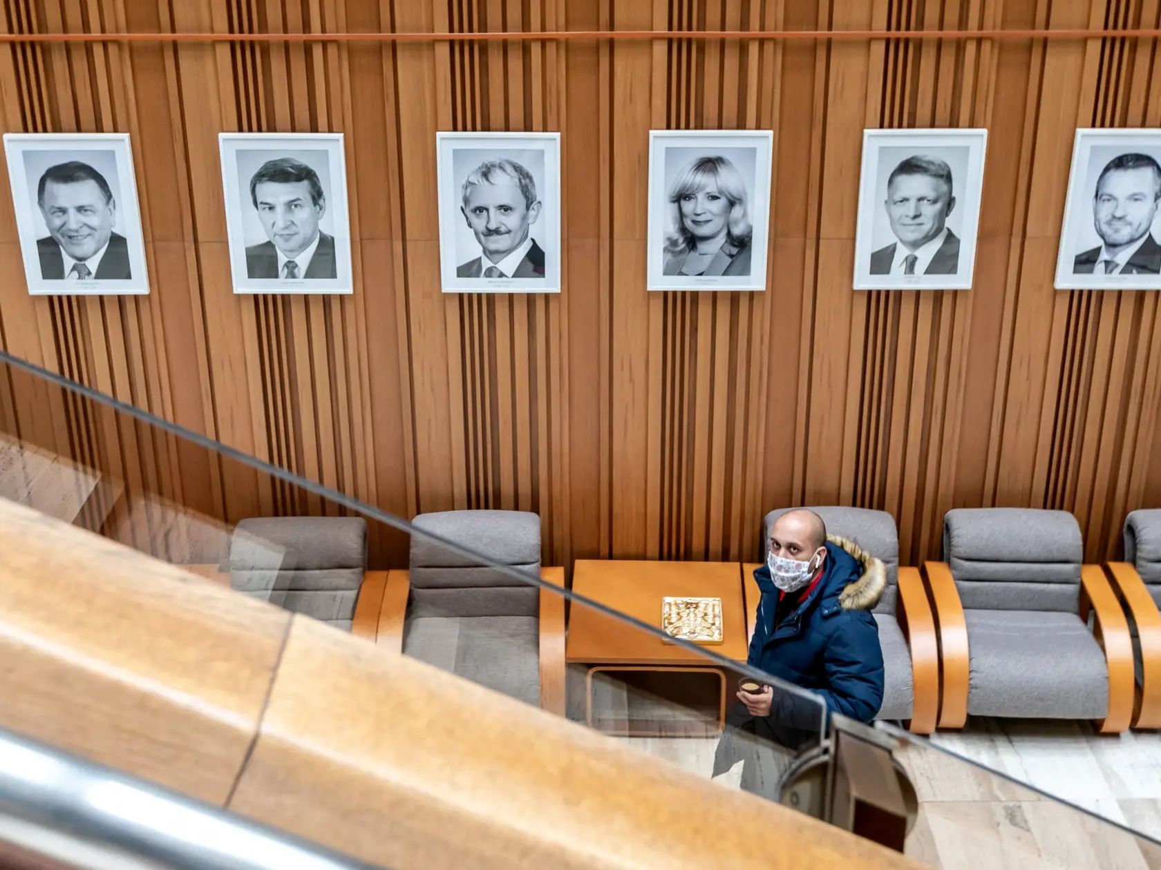 Na snímke rokovanie na Úrade vlády, po ktorom Slovenský premiér Igor Matovič informoval o sociálnych úľavách pre firmy. 