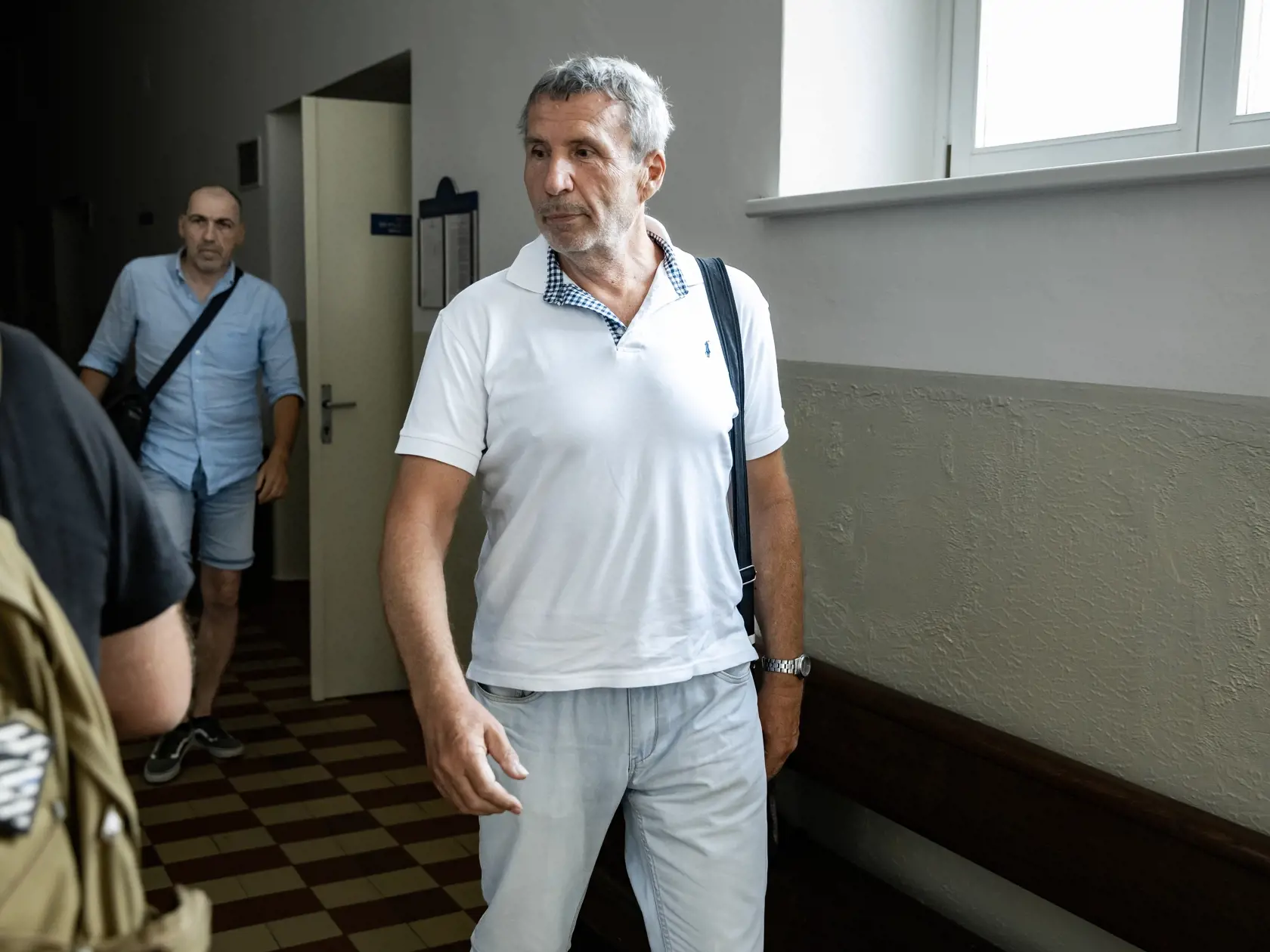 Na fotkách je splnomocnenec rodiny zavraždenej Simony.