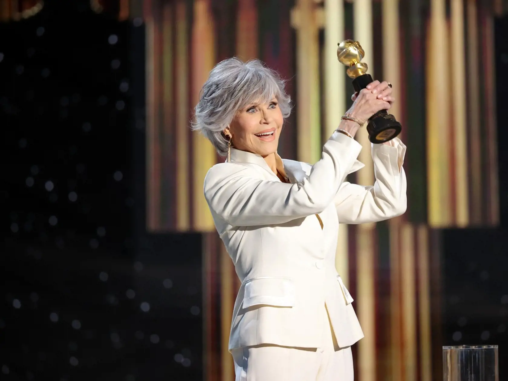 Cenu za celoživotný prínos vo filme získala herečka Jane Fonda.