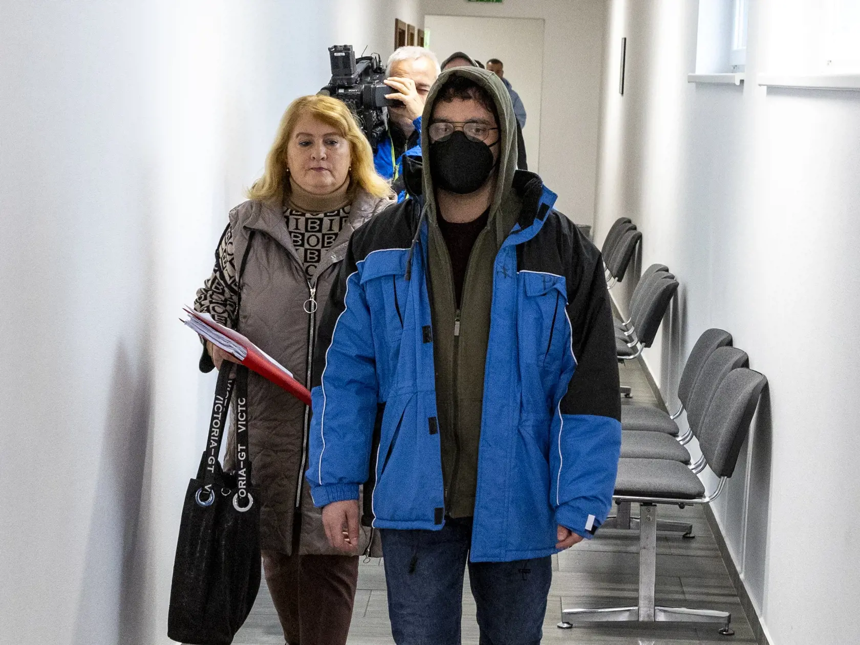 Návrh na uloženie do ústavného ochranného liečenia pre muža, ktorý vrazil autom do benzínovej pumpy na diaľnici D1 za Piešťanmi.