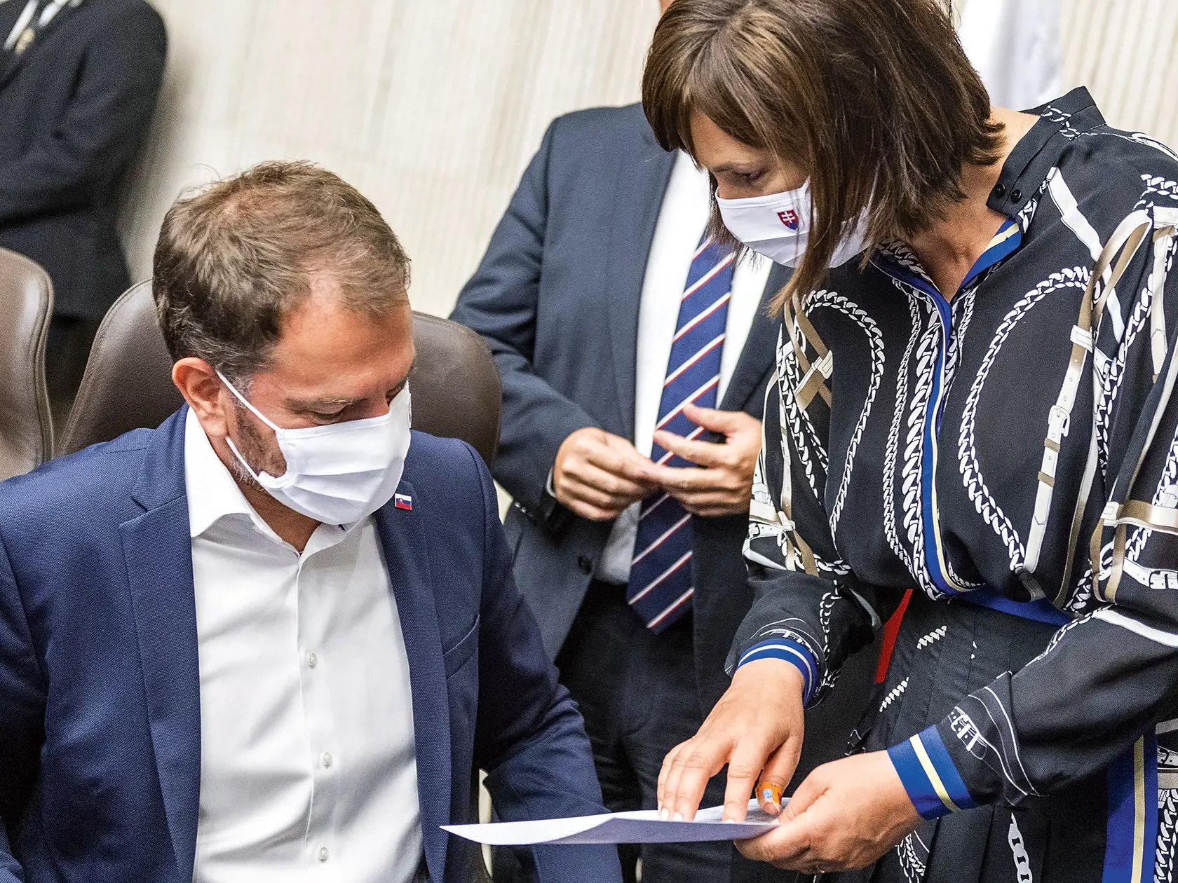 Premiér Igo Matovič a ministerka Veronika Remišová