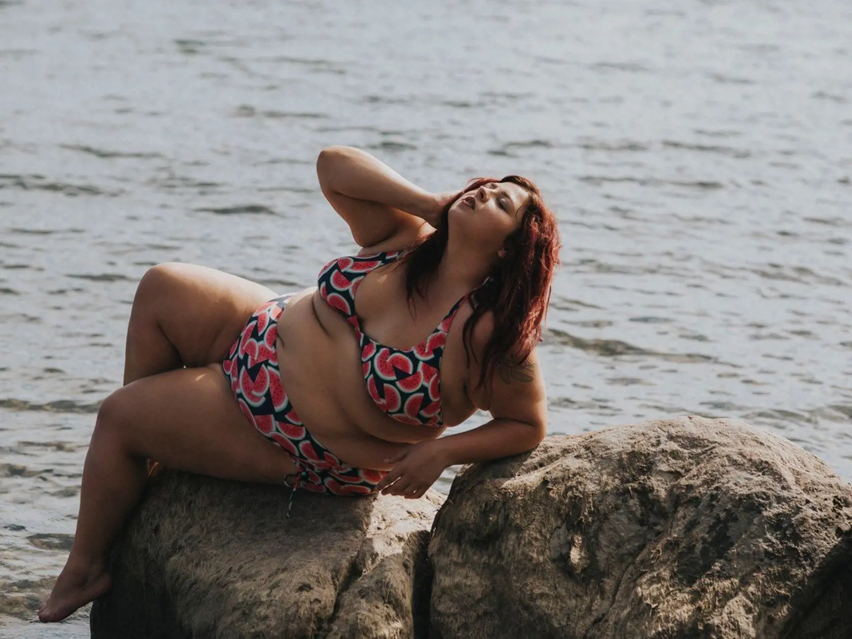 *** EXCLUSIVE - VIDEO AVAILABLE ***    CHERRY BEACH, TORONTO - 9 OCTOBER: Plus Size Body Activist Jewelz Mazzei modelling on the beach in a watermelon bikini, Cherry Beach, Toronto, 9 October 2017.      A PLUS-SIZE Model claims she has '99 problems, but being fat, ain't one.? Julianna Mazzei, AKA Jewelz is confident, humorous and sassy, and has no shame when it comes to posing with little clothing and talking to her thousands of social media followers about ?fat problems.? The 25-year-old from T