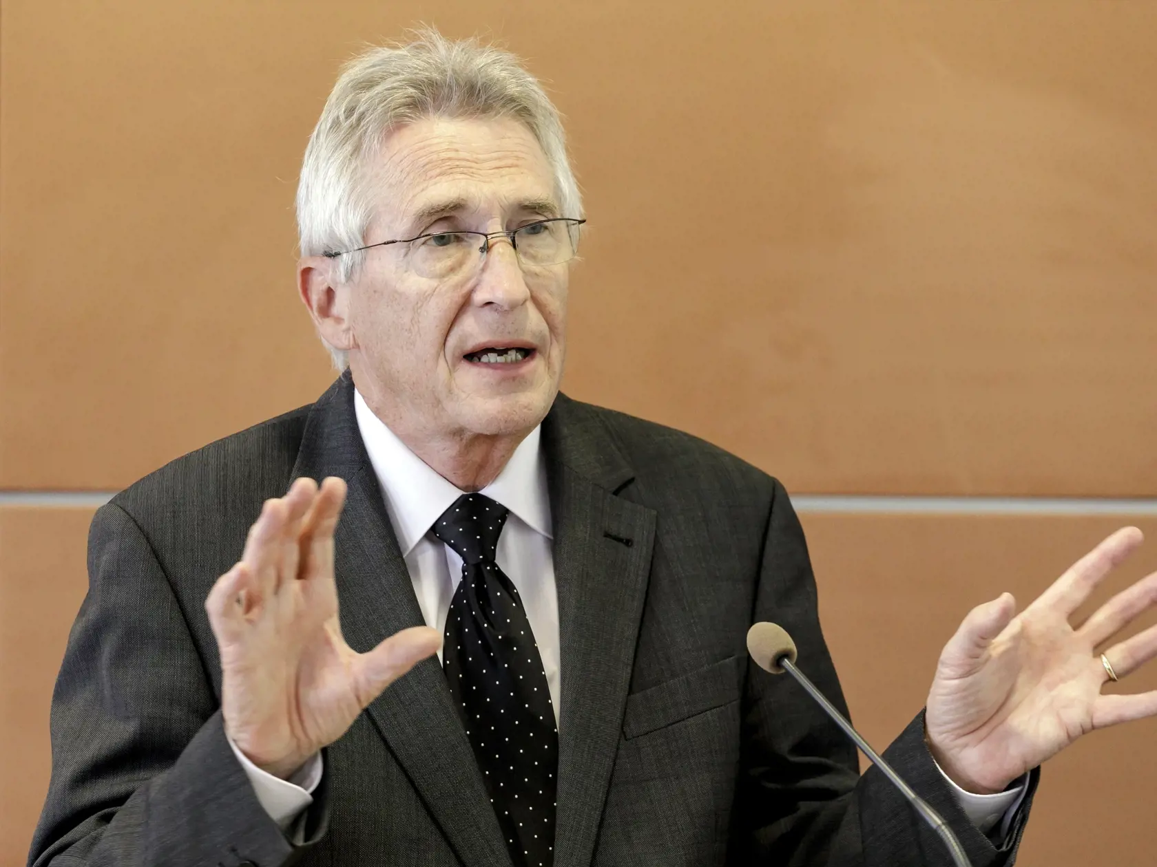 Na snímke minister vnútra SR Ivan Šimko počas tlačovej konferencie na tému praktické servisné informácie o parlamentných voľbách v Bratislave 30. júna 2023. FOTO TASR - Dano Veselský