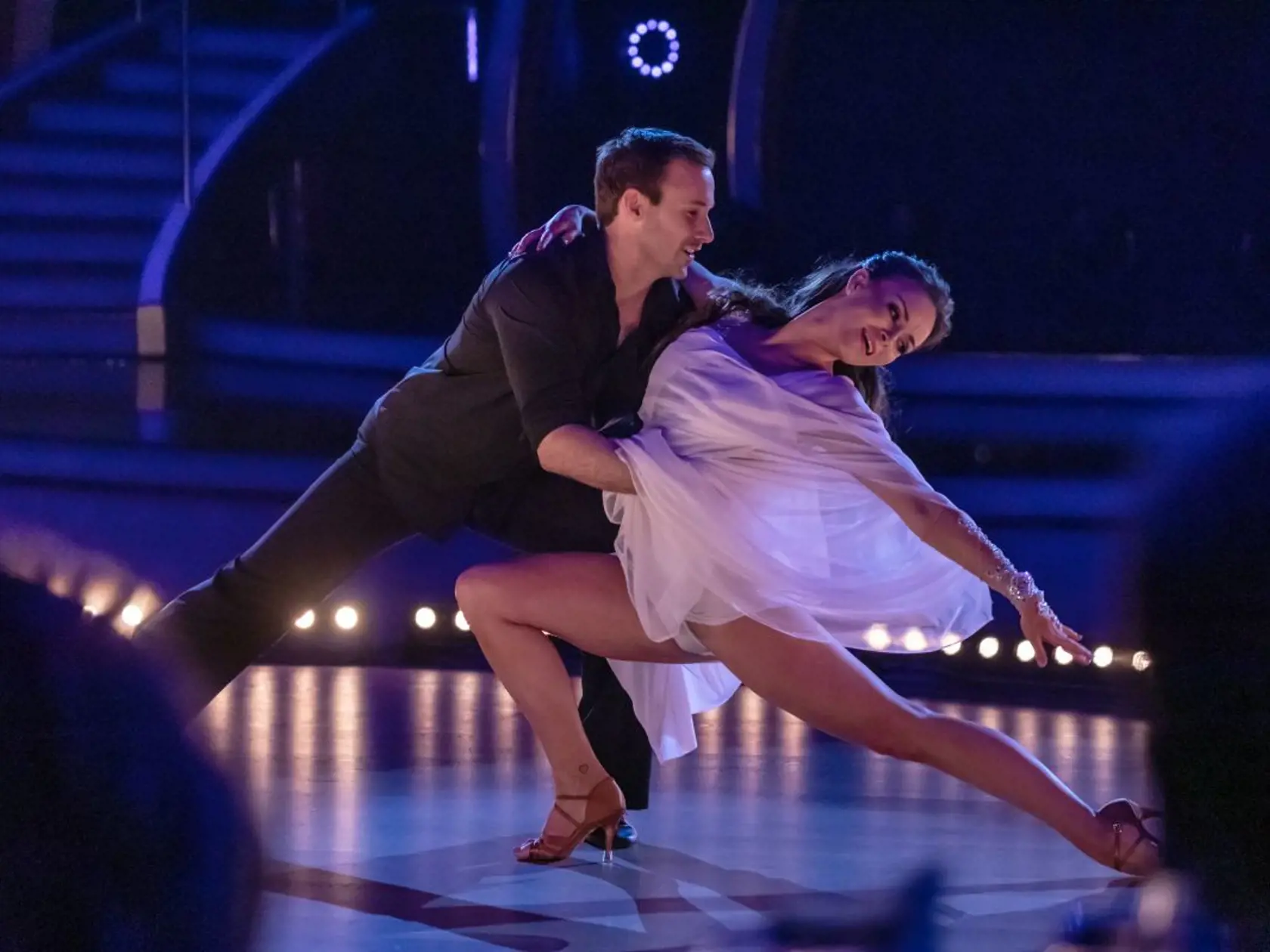 Marek Fašiang a Adriana Mašková počas svojho vystúpenia prvého kola Let's Dance.