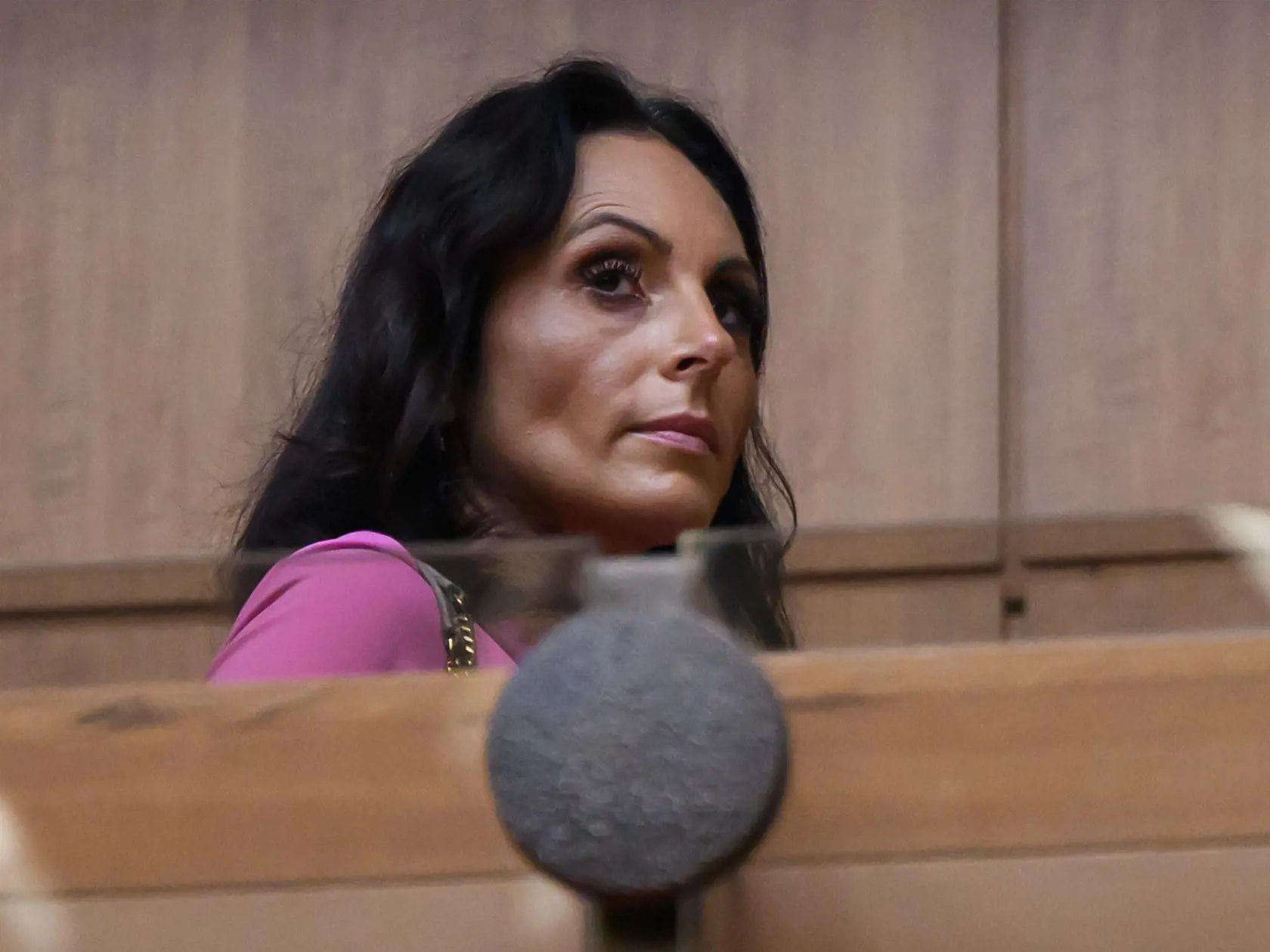Na snímke ministerka zdravotníctva SR Zuzana Dolinková (Hlas-SD) odchádza po 51. rokovaní vlády SR v Bratislave 25. septembra 2024.