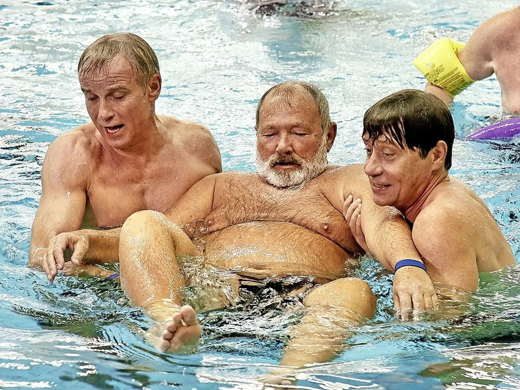 Lukáš vaculík, Rudolf Hrušínský a Pavel Kříž pri nakrúcaní filmu Jak básníci čekají na zázrak.