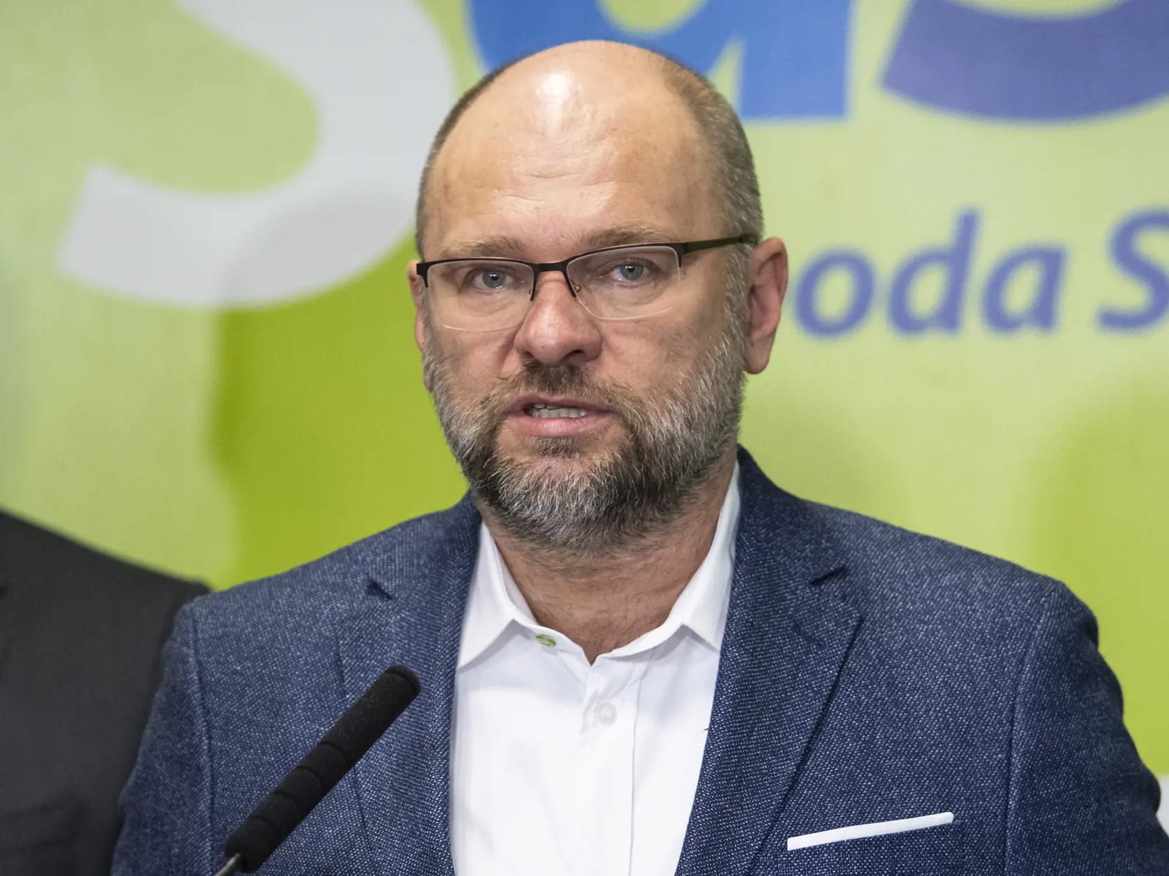 Na snímke predseda strany Sloboda a Solidarita (SaS) Richard Sulík počas tlačovej konferencie v Bratislave v pondelok 8. augusta 2022.