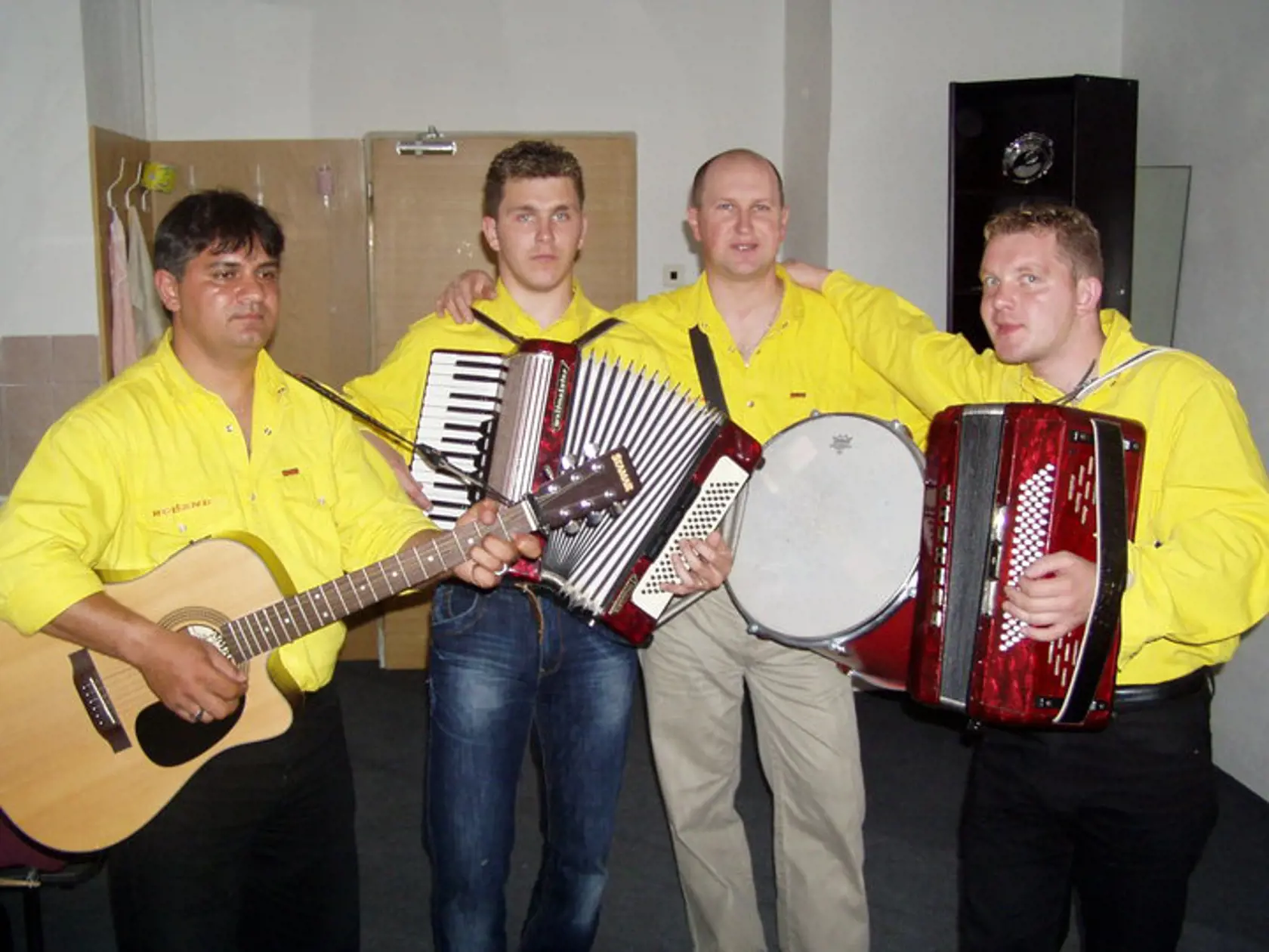 Kapela Rolland z Čirča bola založená v roku 2000.