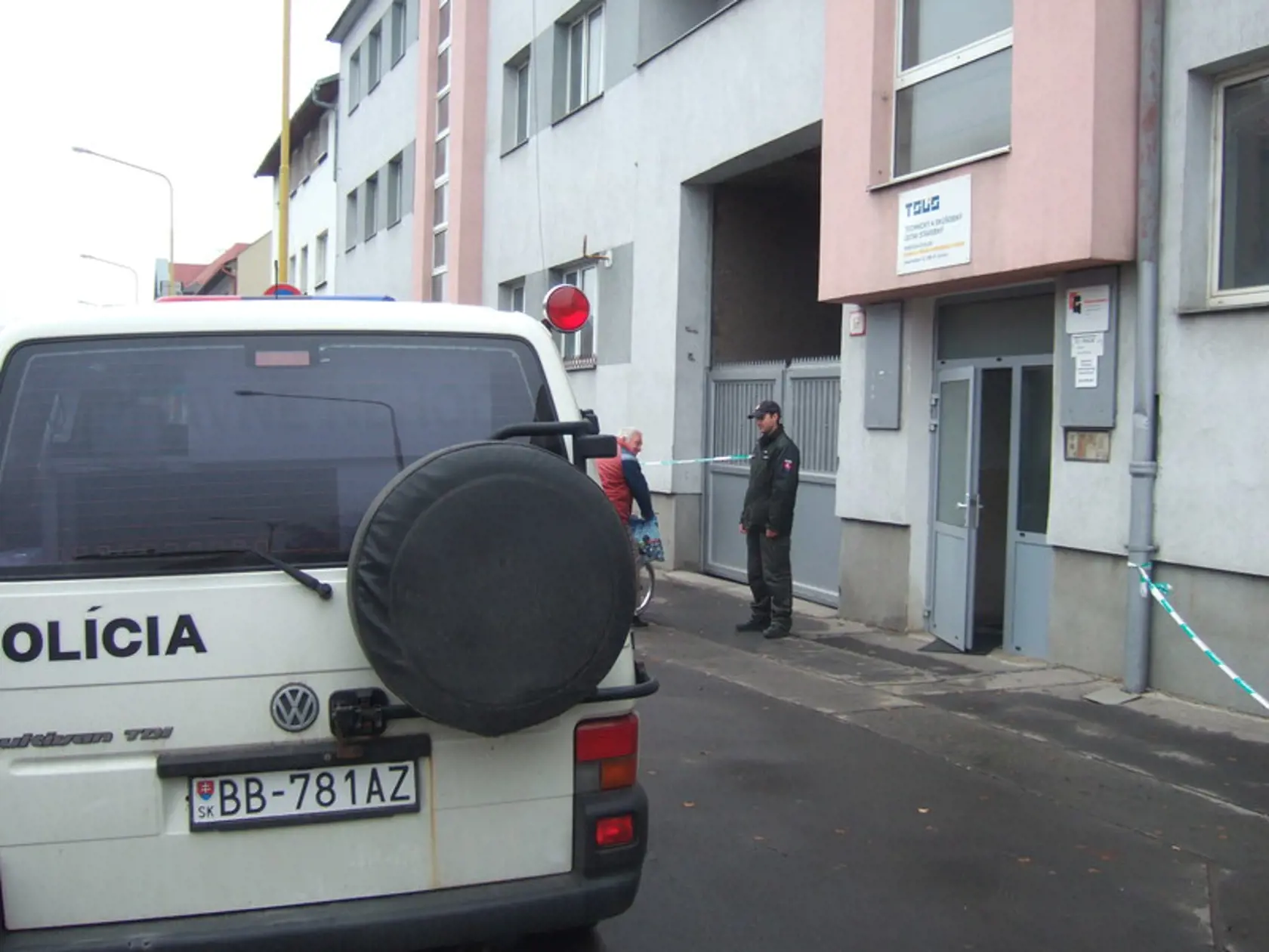 Streľba vo Zvolene: Na miesto nešťastia hneď dorazili policajti.