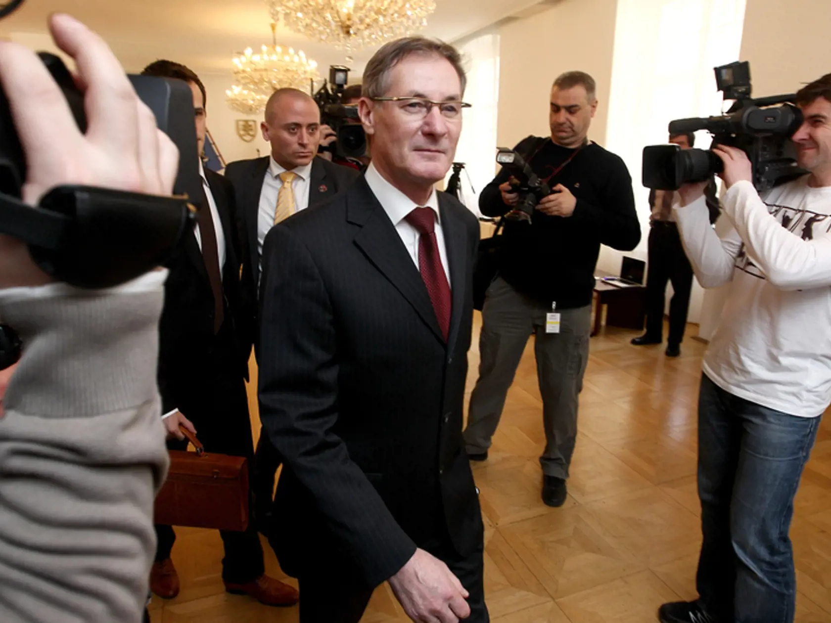 Republiková rada strany Most-Híd v sobotu odsúhlasila podporu pre Pavla Hrušovského z KDH v prezidentských voľbách.