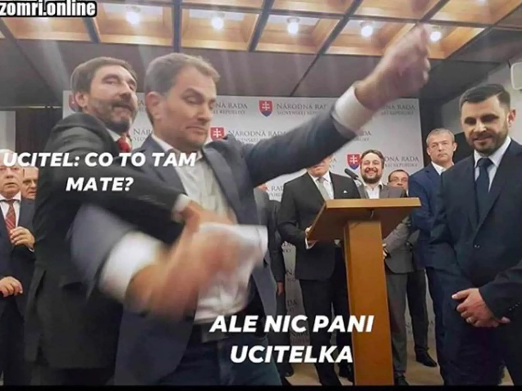 Stránka Zomri aj tento týždeň spomenula Matoviča, ktorý narušil Ficovu tlačovku