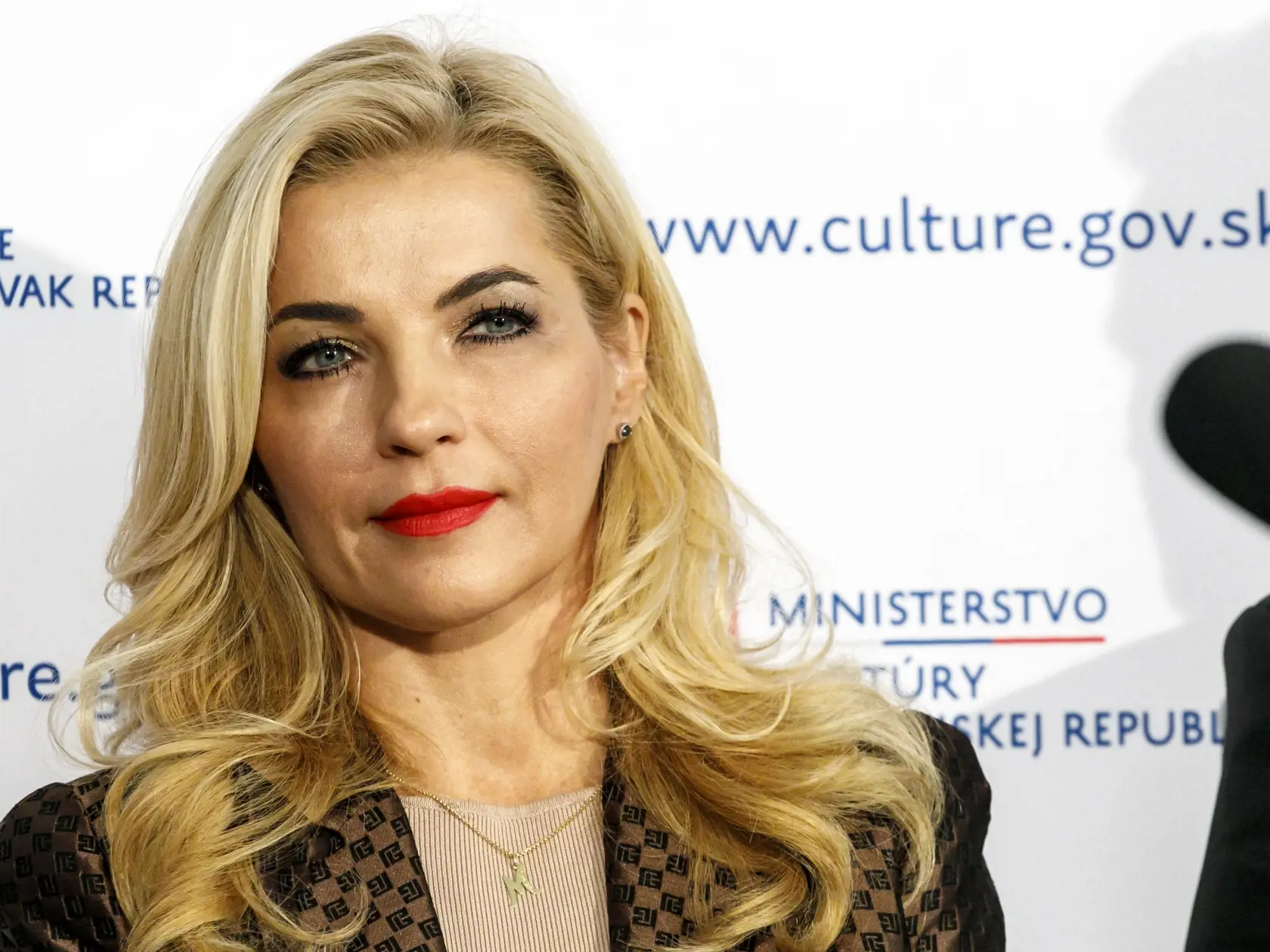 Na snímke ministerka kultúry SR Martina Šimkovičová (nominantka SNS) počas tlačovej konferencie na tému aktuálna situácia v súvislosti so Slovenskou národnou galériou. V Bratislave 17. septembra 2024.