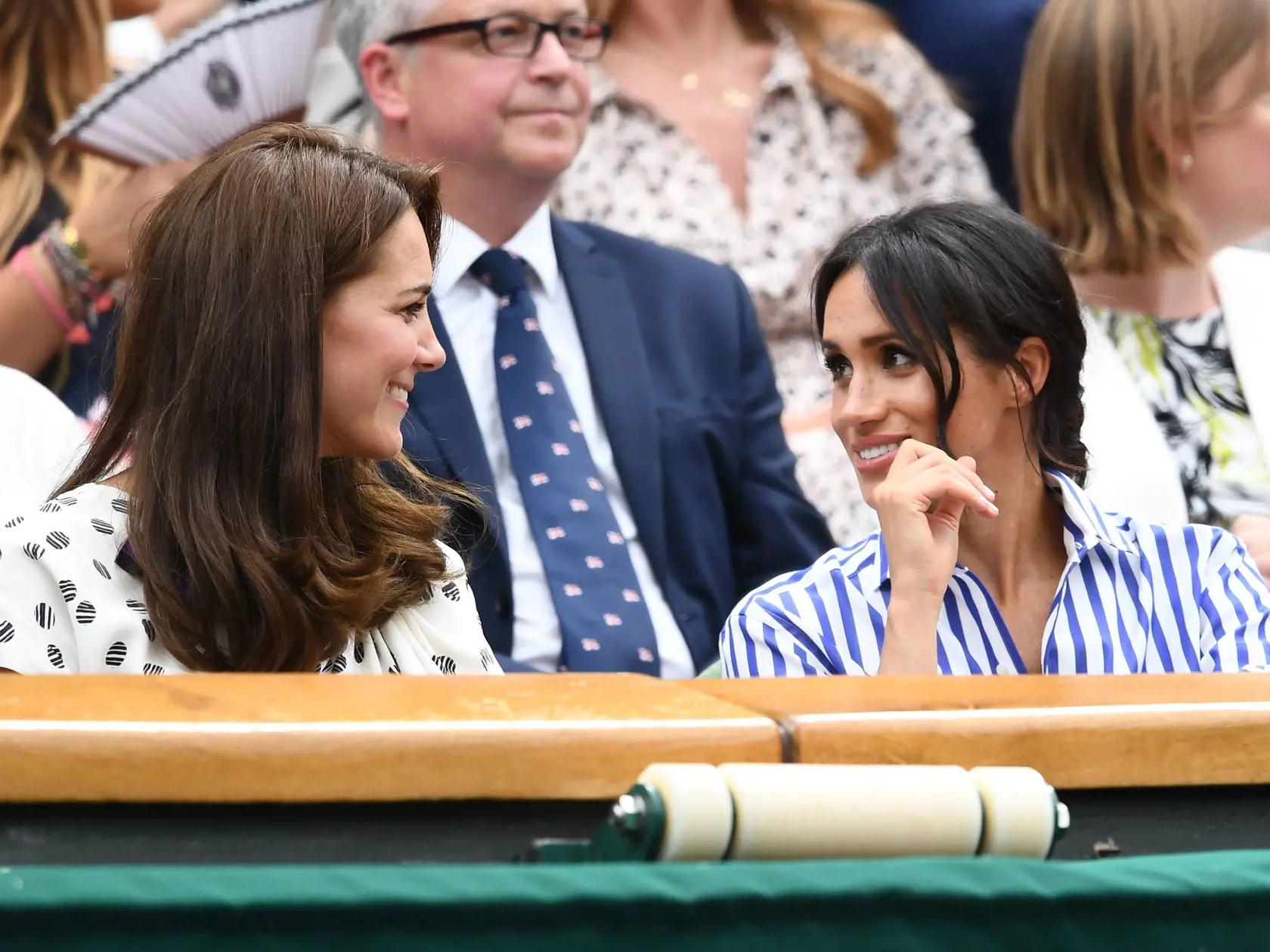 Minulý rok si na Wimbledon počas 12. hracieho dňa vyrazili Kate a Meghan spoločne.