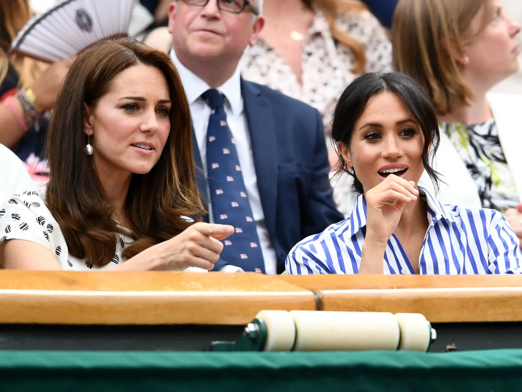 Minulý rok si na Wimbledon počas 12. hracieho dňa vyrazili Kate a Meghan spoločne.