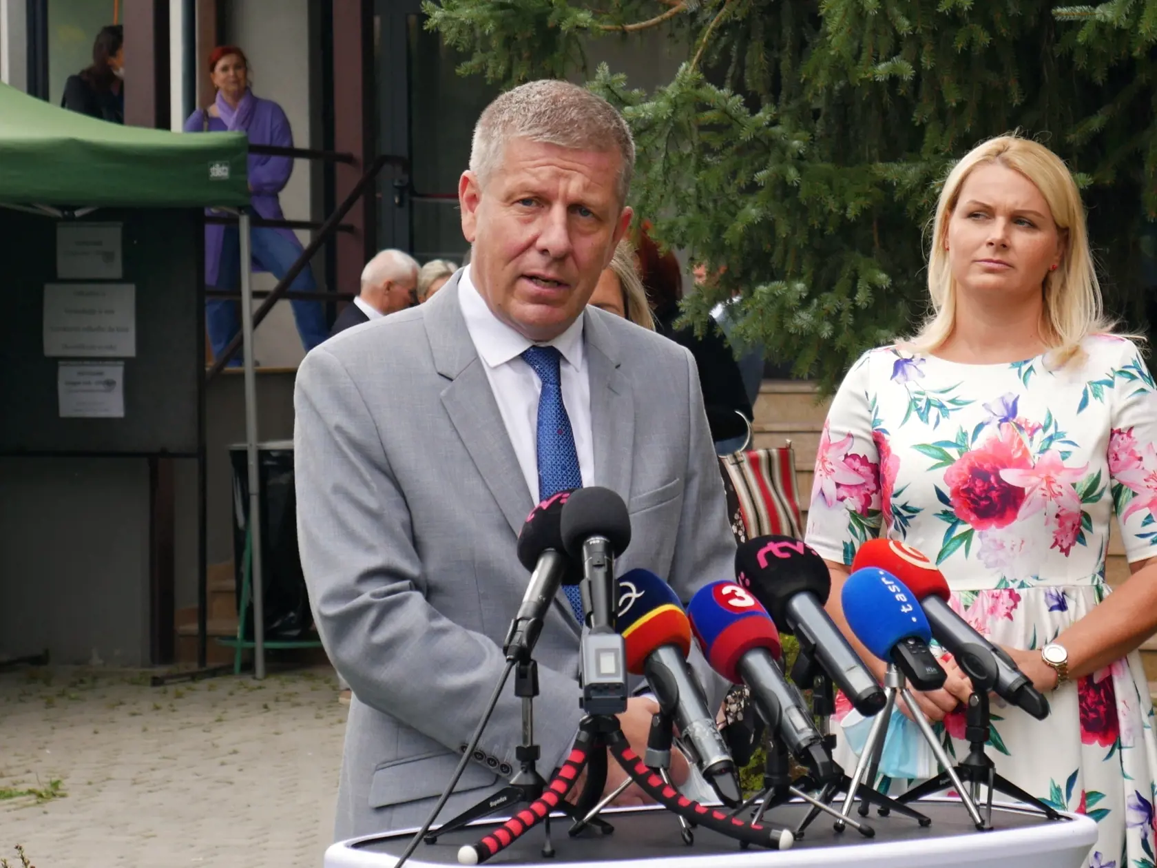 Minister Lengvarský neočakáva katastrofu z vlaňajšej druhej vlny.