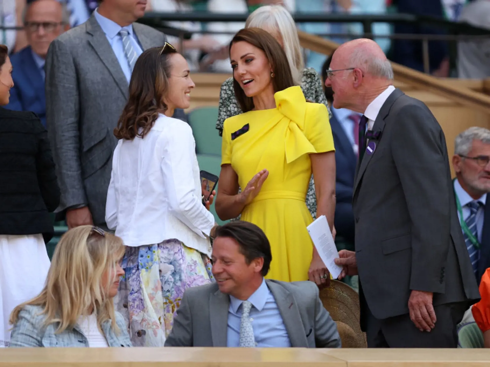 Kate a Martina Hingis si očividne mali čo povedať.