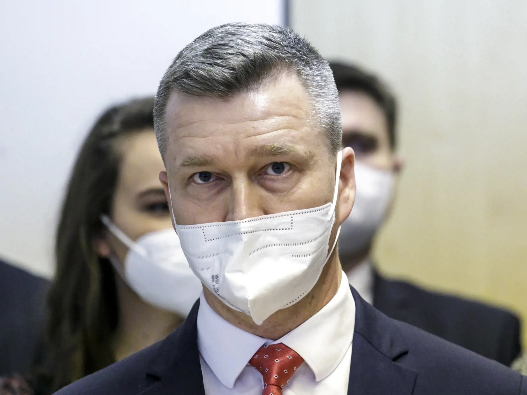 Nová strana Aliancia - Szövetség vznikla tak, že na sneme v Šamoríne sa zlúčili maďarské subjekty SMK, Most-Híd a Spolupatričnosť. Predsedom Aliancie sa stal Krisztián Forró.