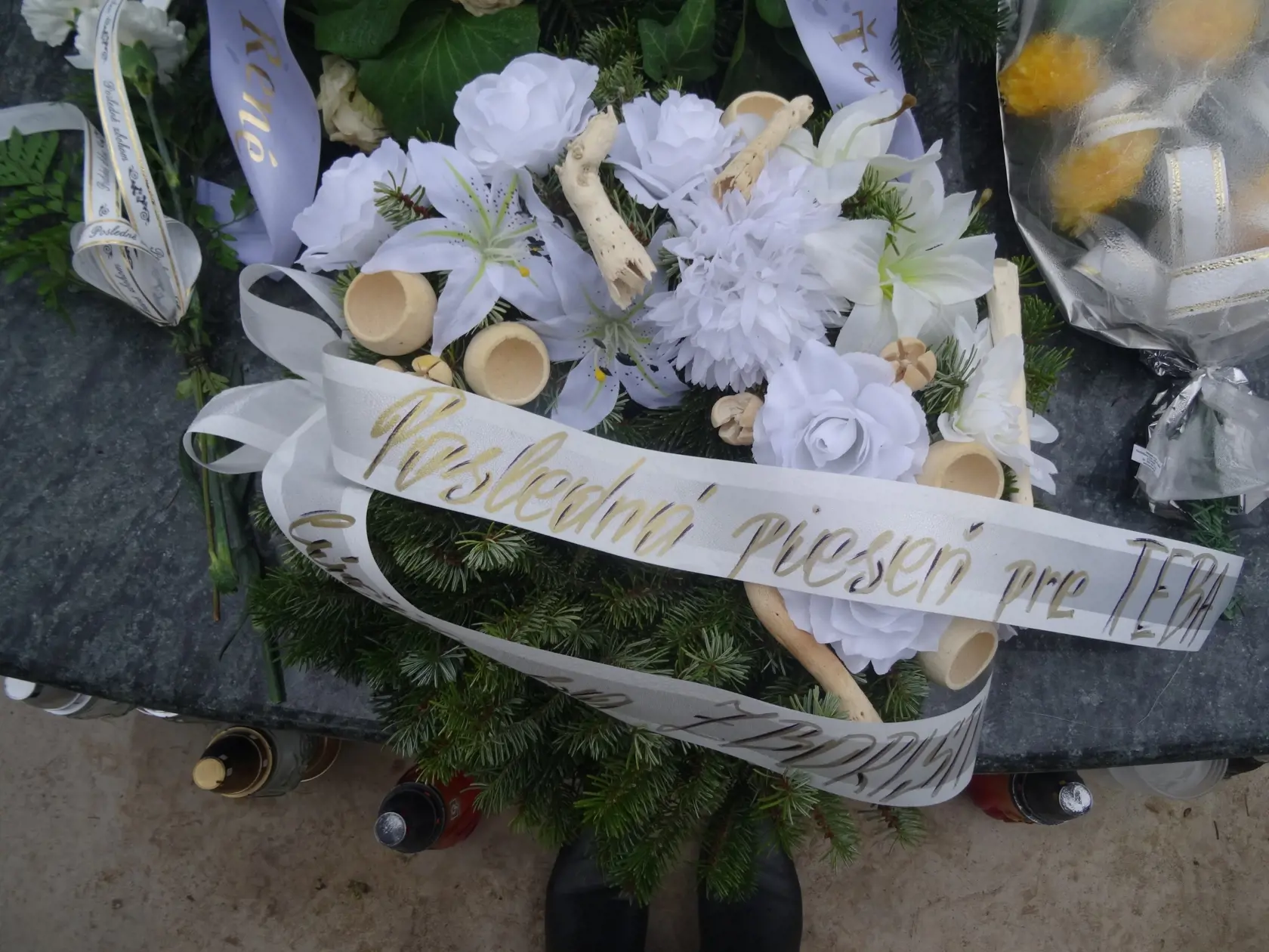 Neobyčajné doplnky na venci od Zboristov.
