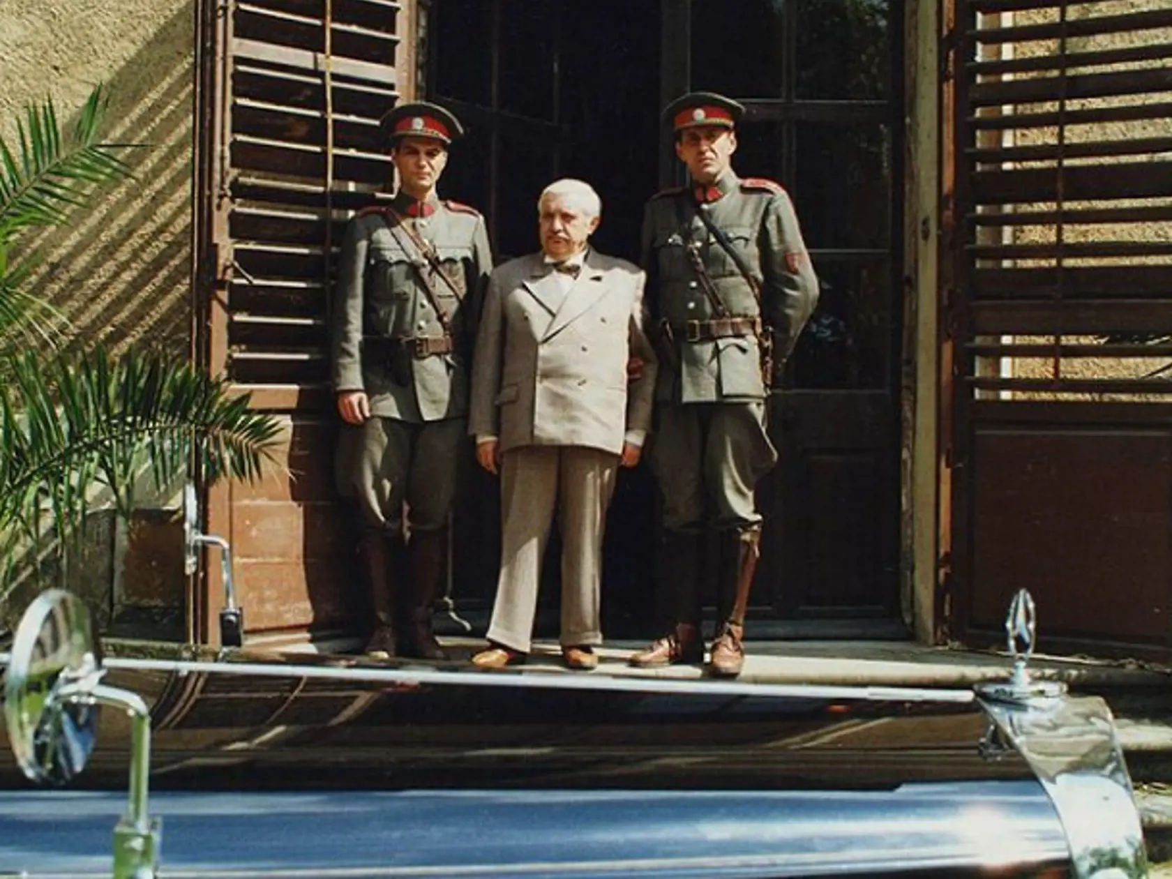V kultovom seriáli Četnické humoresky si menšiu rolu strihol aj Marián Labuda († 73).
