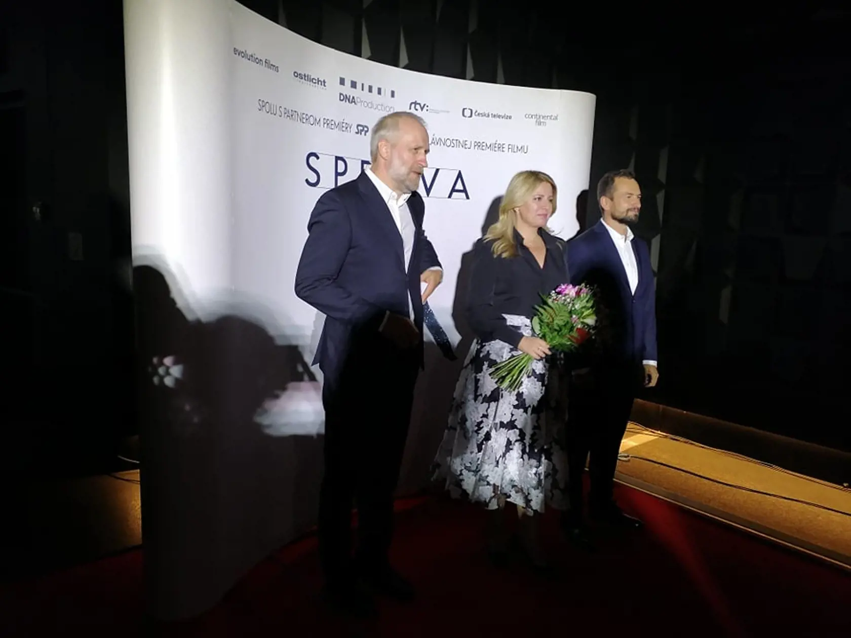 Prezidentka Zuzana Čaputová počas filmovej premiéry Správa.
