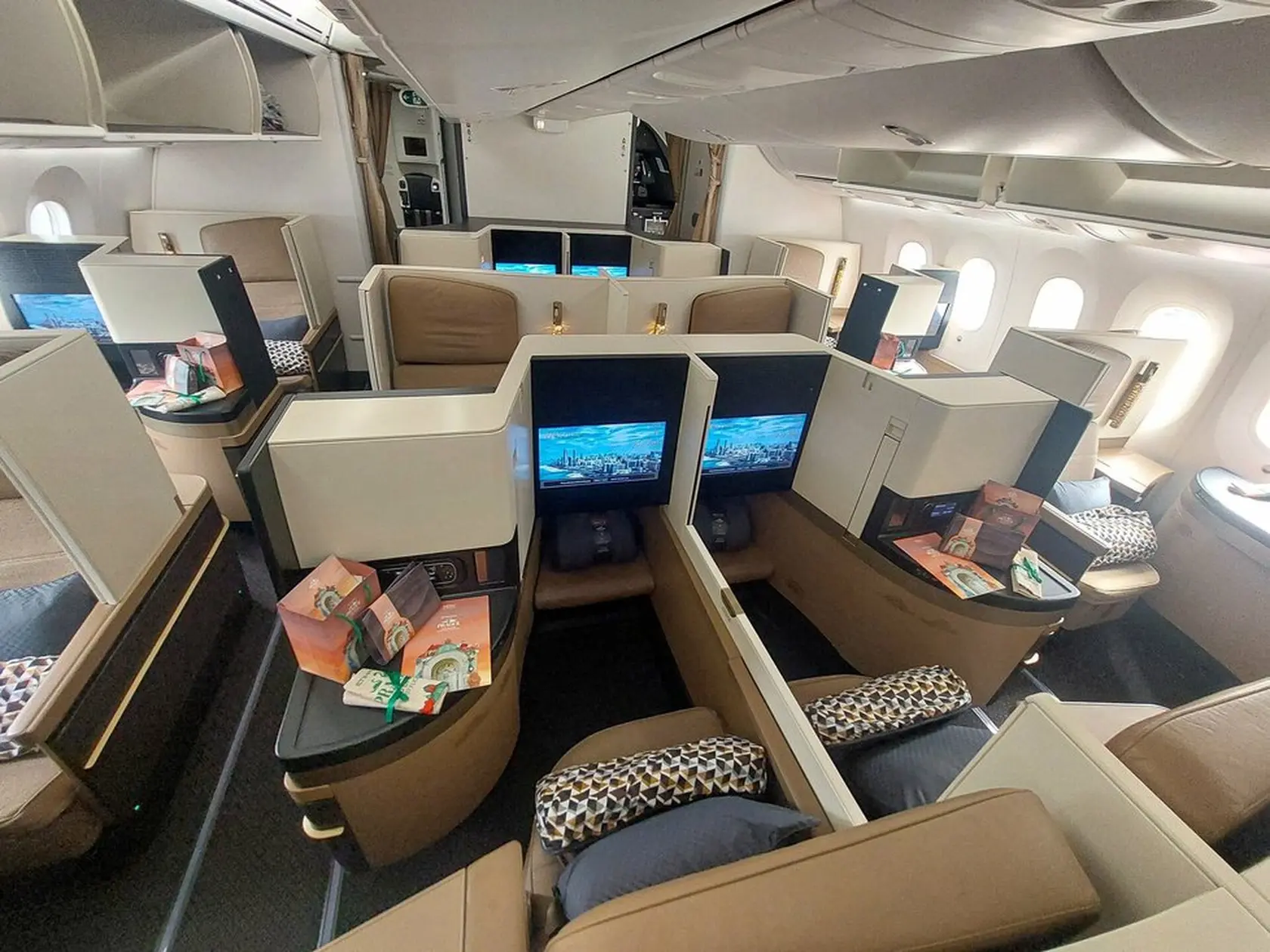 V Boeingu 787-9 Dreamliner mal Jakub Prachař spraviť poriadny cirkus.