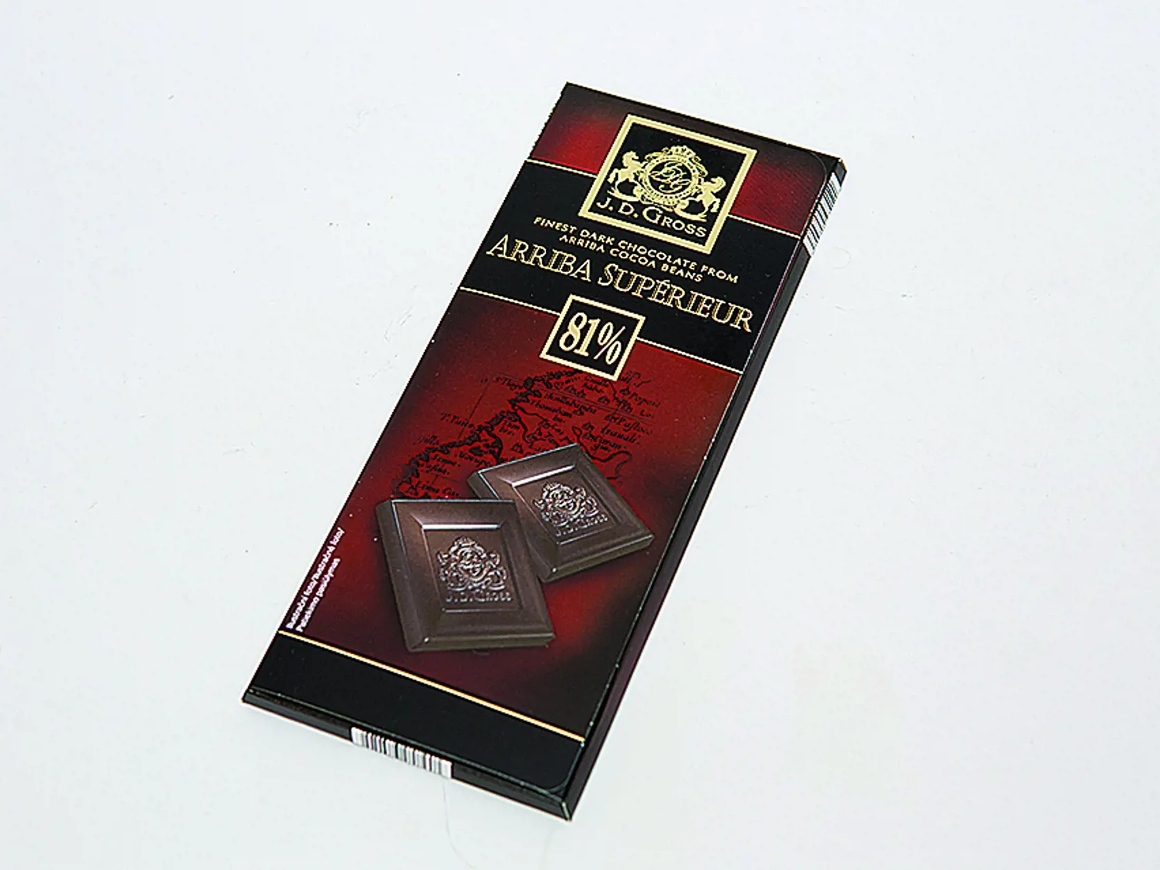 Arriba Supérieur 81 % J. D. Gross, 125 g Cena za 100 g/ 1,19 € Predáva/ Lidl Krajina pôvodu/ Nemecko Zloženie/ kakaová hmota, cukor, kakaový prášok so zníženým množstvom tuku, emulgátor: slnečnicový lecitín; vanilkový extrakt Obsah kakaa/ 81 %. Energia v 100 g/ 2 274 kJ Bielkoviny/ 10,2 g Sacharidy/ 23,6 g Tuky/ 42,8 g. REDAKCIA HODNOTÍ: Najtmavšia čokoláda sa krásne leskne a prekvapí silnou kakaovou arómou. Na zahryznutie je primerane tuhá, na jazyku sa pomaly rozpúšťa na hustý, lahodne horkast