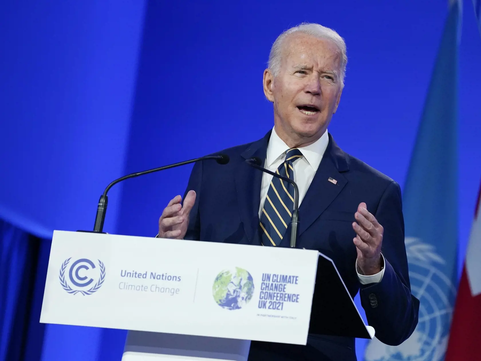 KK50 Glasgow - Americký prezident Joe Biden hovorí na klimatickom summite COP26 v škótskom Glasgowe v pondelok 1. novembra 2021.  V Glasgowe sa v nedeľu oficiálne začal klimatický summit OSN COP26, ktorý potrvá do 12. novembra. FOTO TASR/AP
President Joe Biden speaks during the COP26 U.N. Climate Summit, Monday, Nov. 1, 2021, in Glasgow, Scotland. (AP Photo/Evan Vucci)