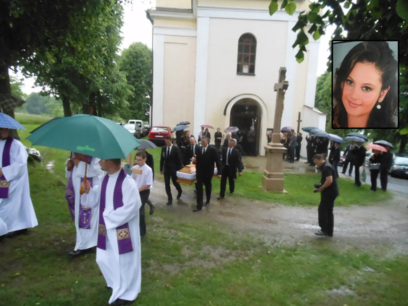 VÁCLAVA: So zastrelenou študentkou  sa včera navždy rozlúčili.