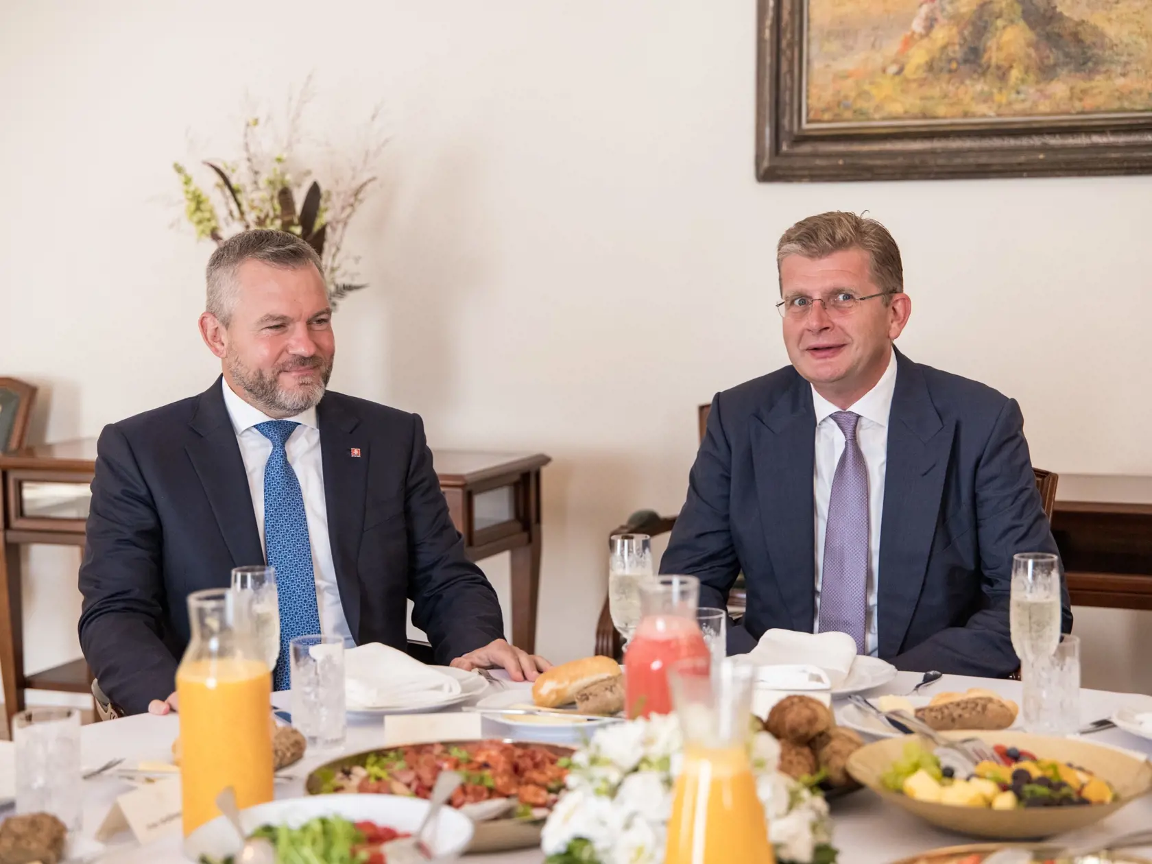 Bývanie pre prezidenta aj povereného predsedu NR SR rieši ministerstvo vnútra.