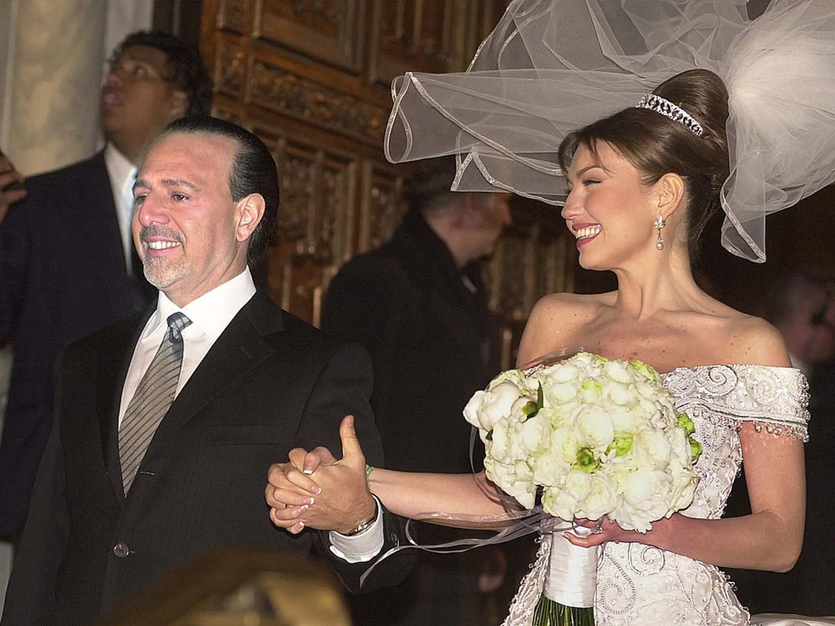Thalía ako nevesta v roku 2000.