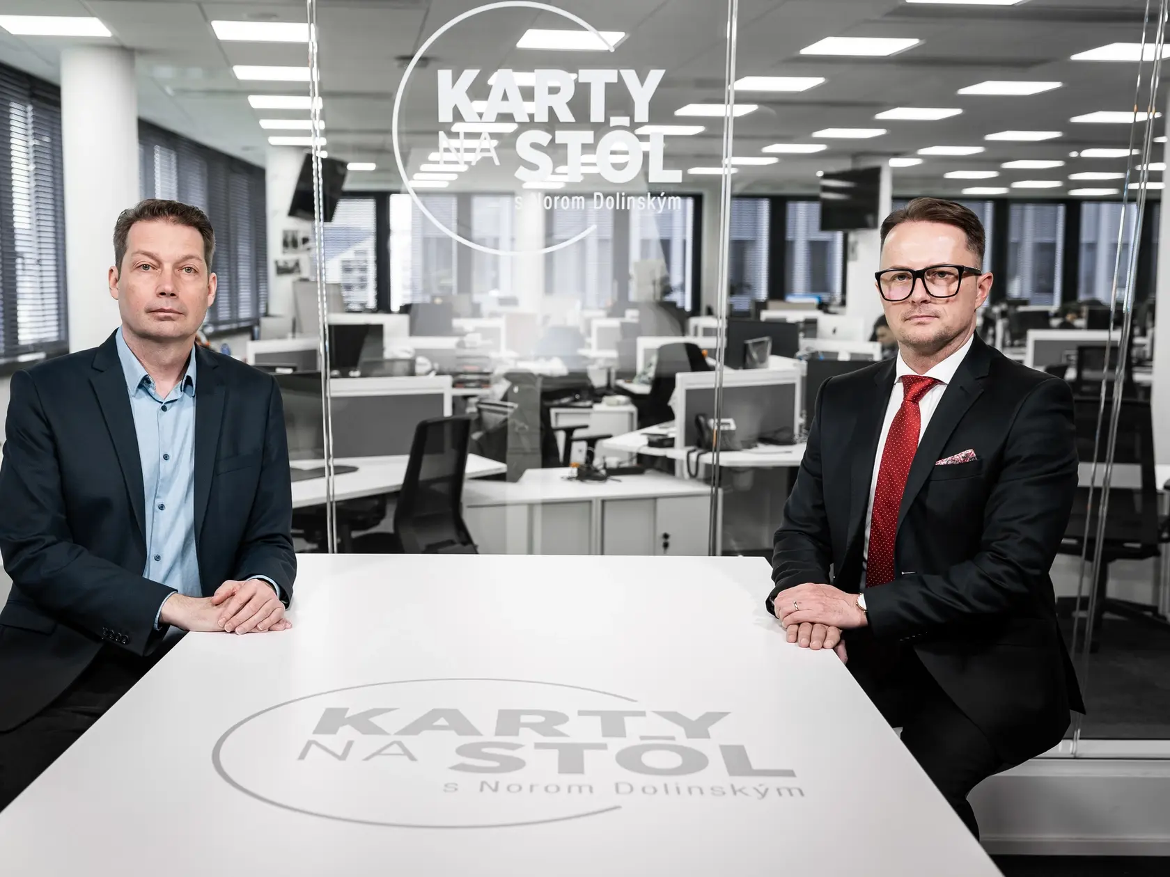 Diskusná relácia "Karty na stôl", ktorej hosťom bol Miroslav Řádek.