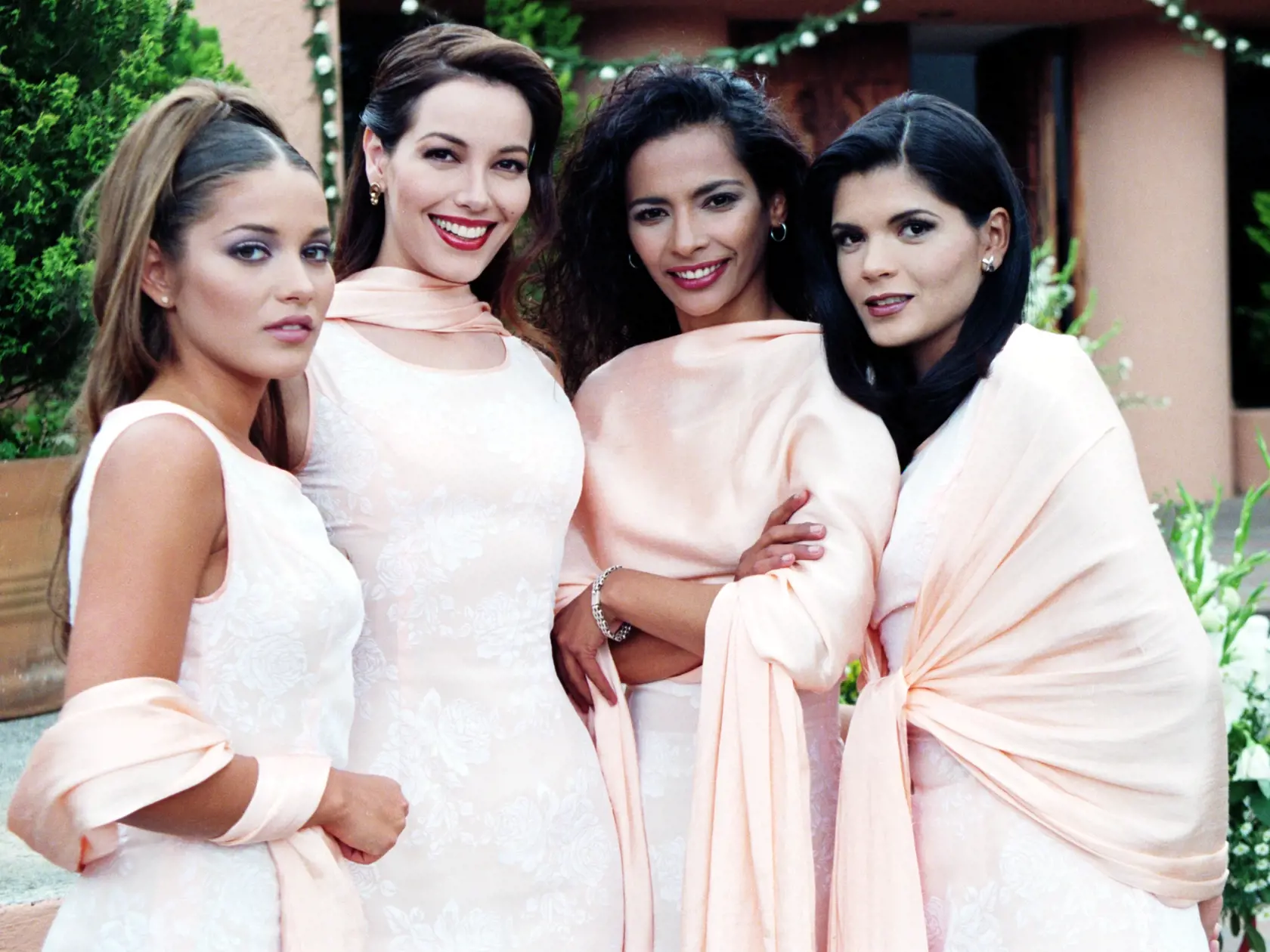 Legendárna mexická telenovela Rosalinda sa vracia na naše obrazovky.