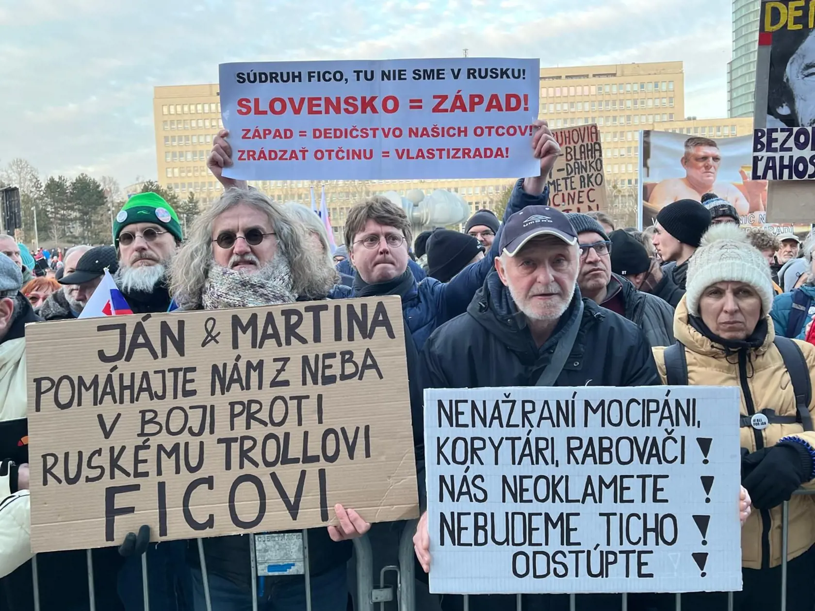 V piatok 21. februára pokračuje ďalšie kolo protestov, ktoré sa už tradične konajú každé 2 týždne. Tentokrát je to však mierne odlišné. 