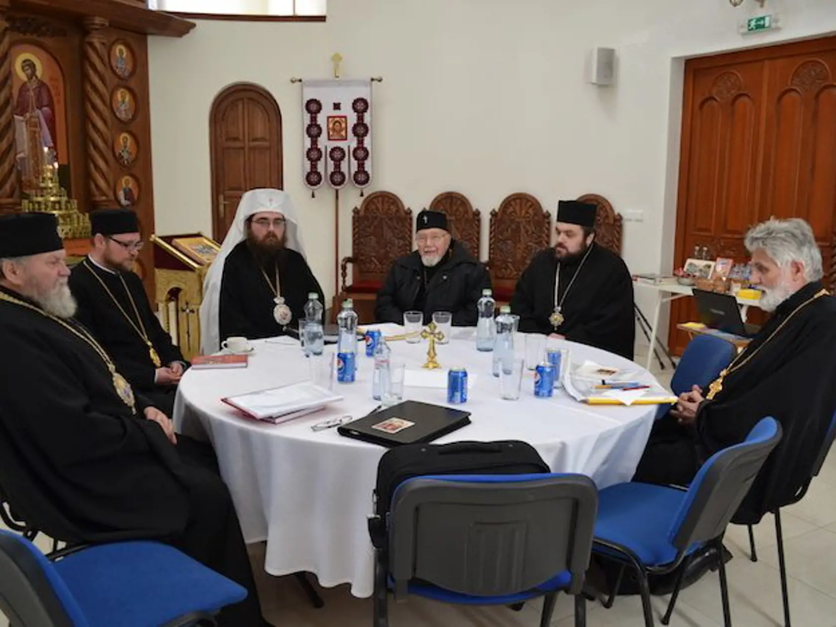 Zasadnutie Posvätnej synody, pravo zosnulý otec Milan Gerka.